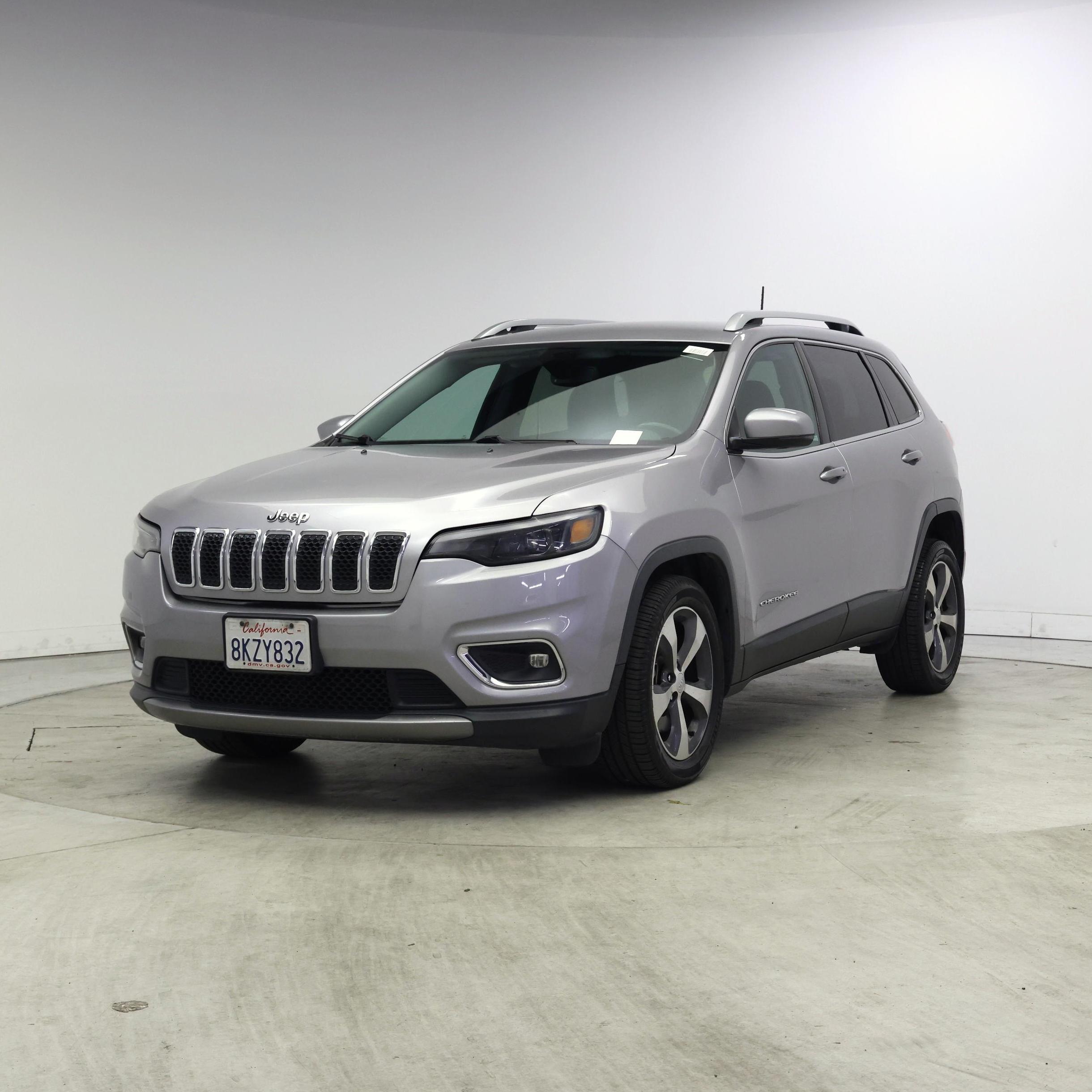 Thumbnail: 2019 Jeep Cherokee - 4