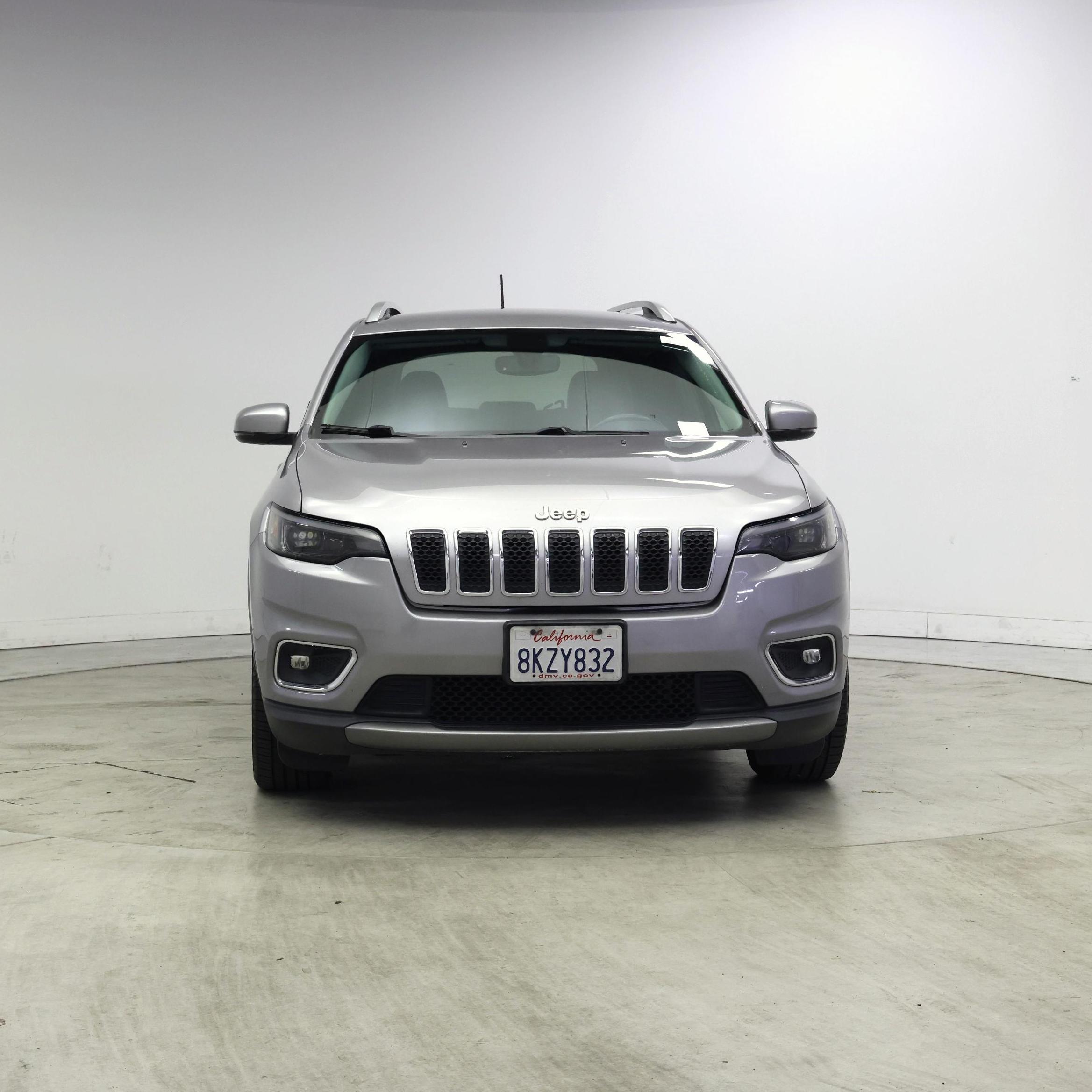 Thumbnail: 2019 Jeep Cherokee - 5