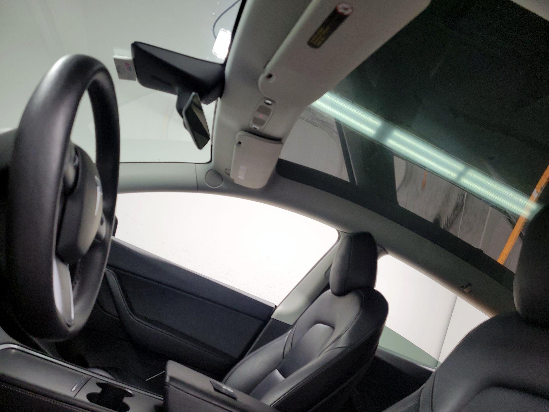 Thumbnail: 2022 Tesla Model Y - 18