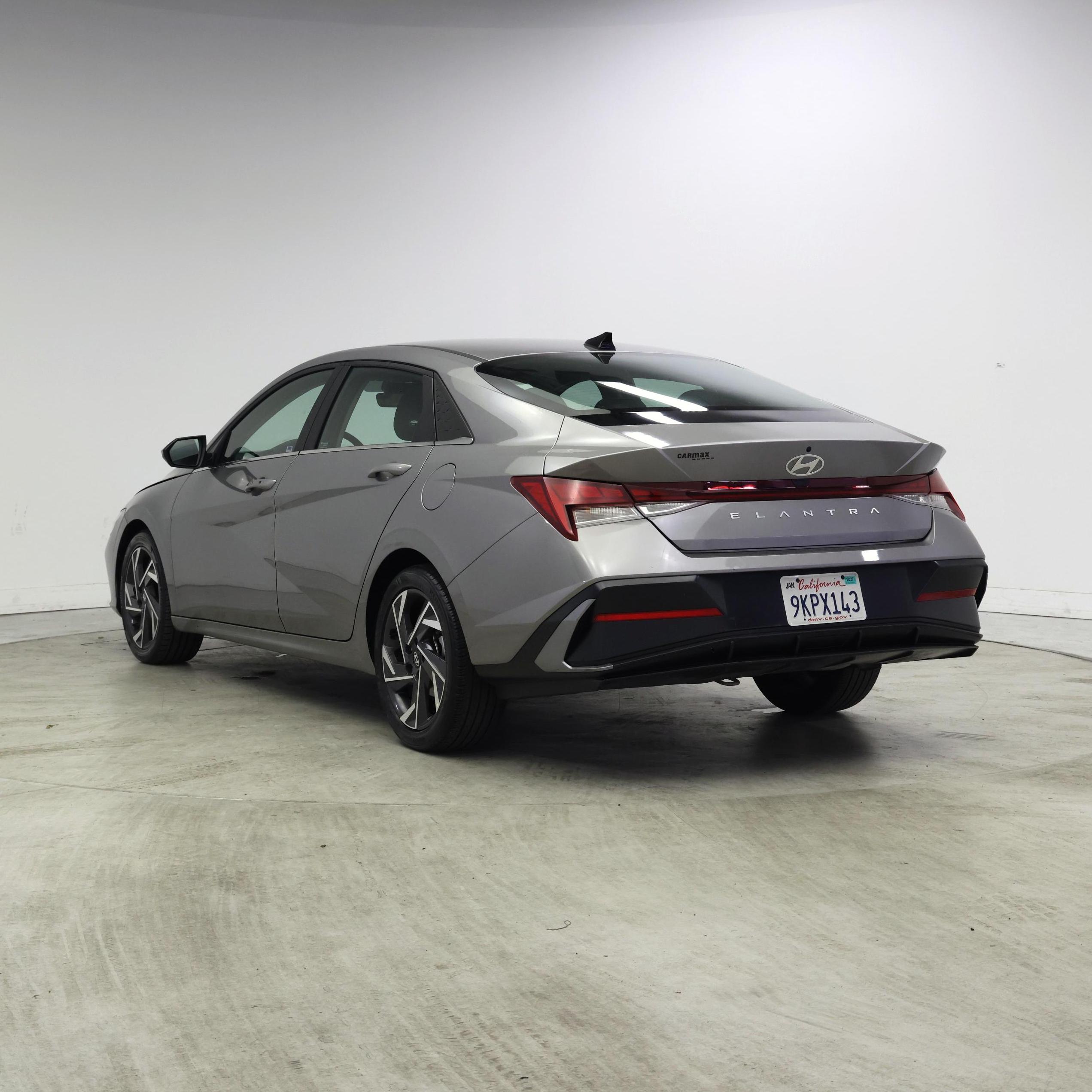 Thumbnail: 2024 Hyundai Elantra - 2