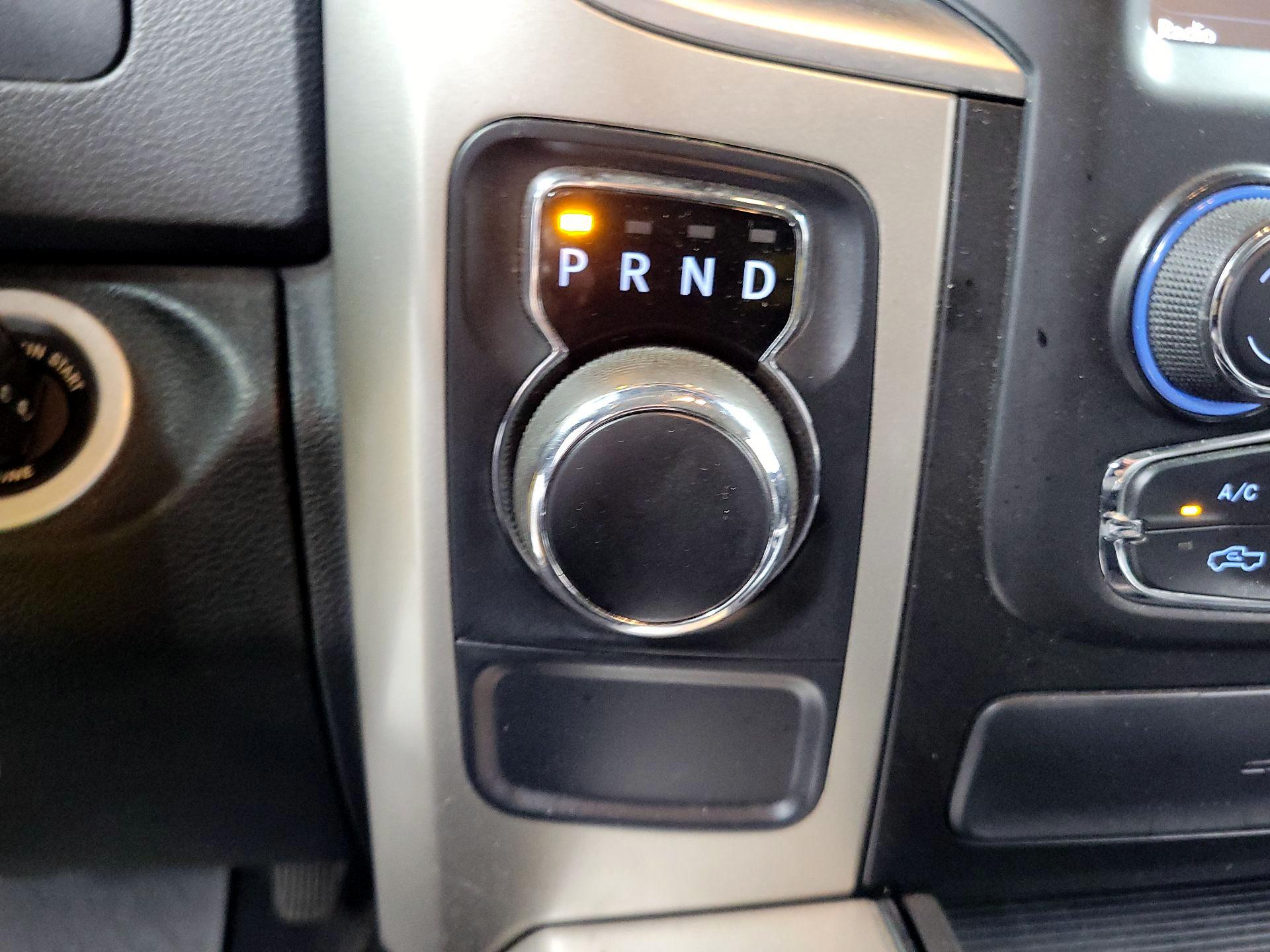 Thumbnail: 2019 RAM 1500 Classic - 16