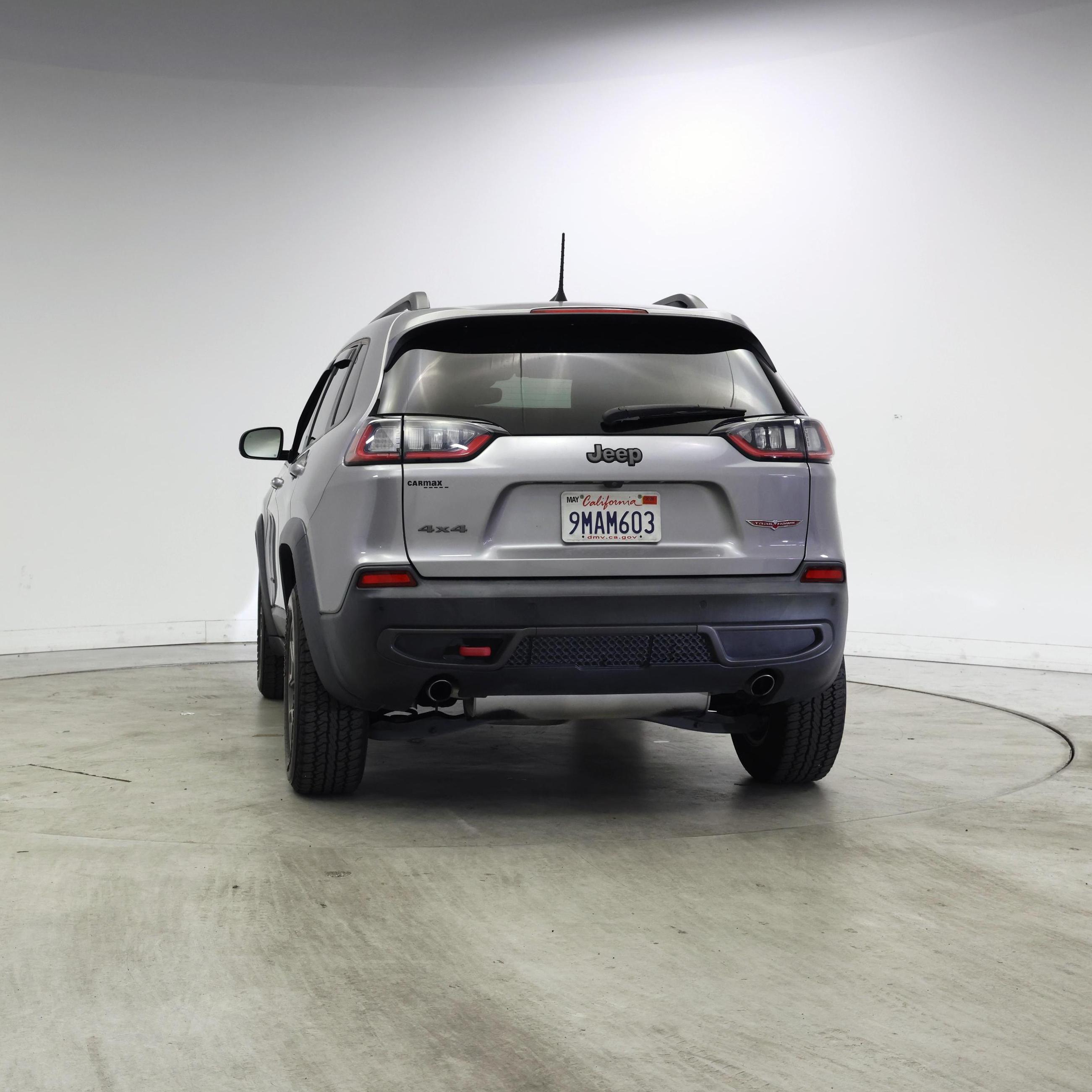 Thumbnail: 2021 Jeep Cherokee - 6