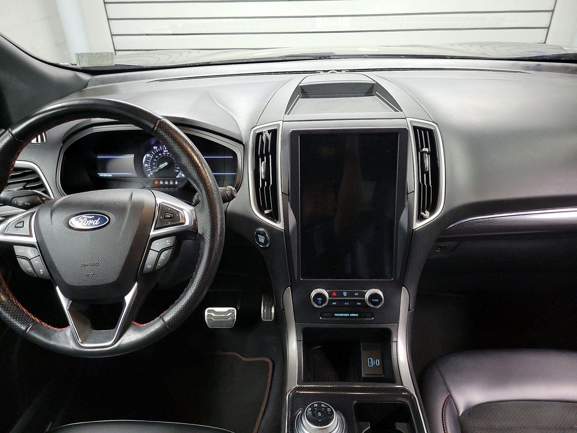 Thumbnail: 2022 Ford Edge - 9