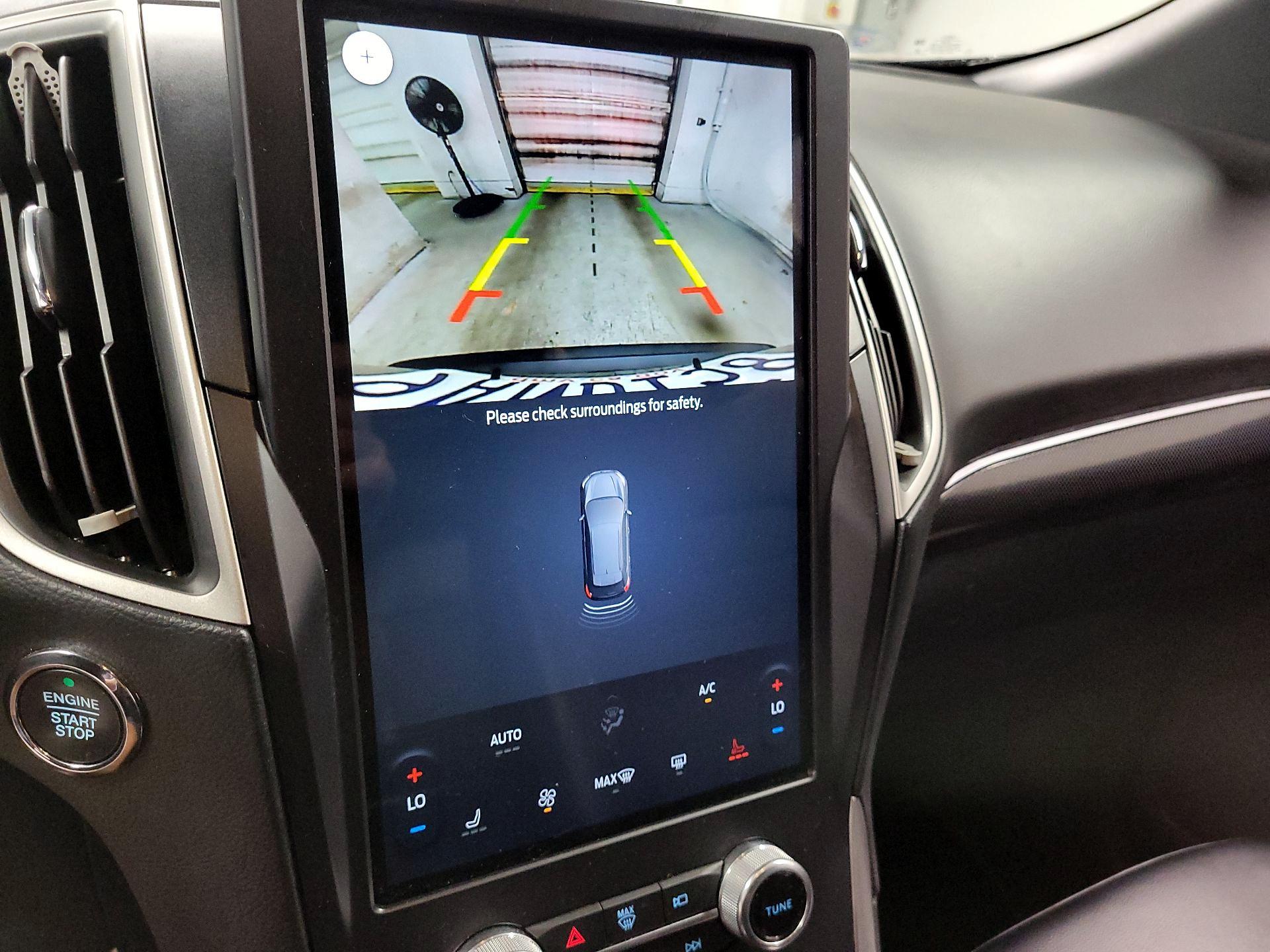 Thumbnail: 2022 Ford Edge - 14