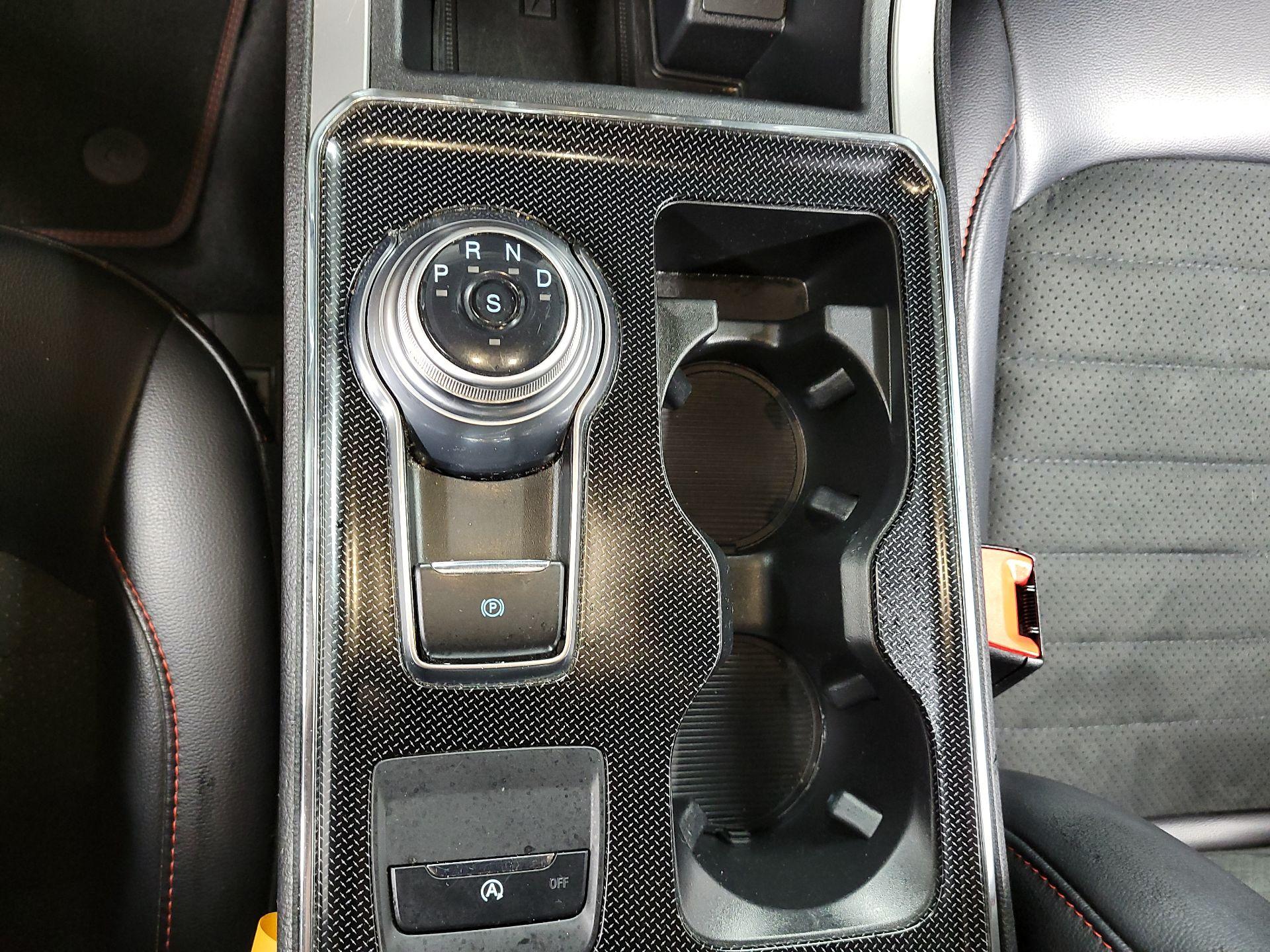 Thumbnail: 2022 Ford Edge - 17