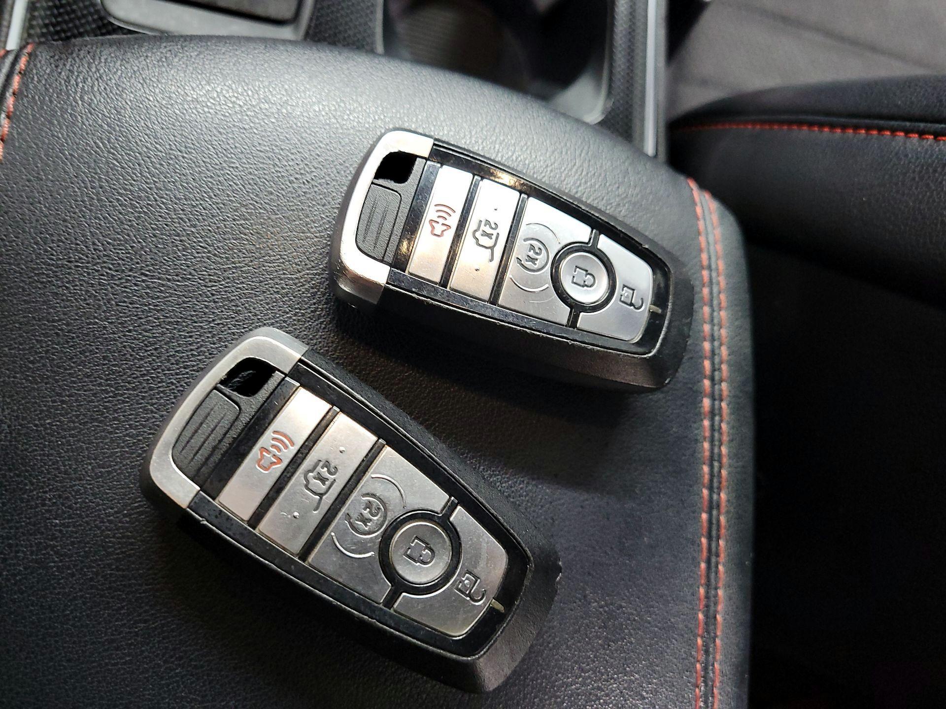 Thumbnail: 2022 Ford Edge - 20