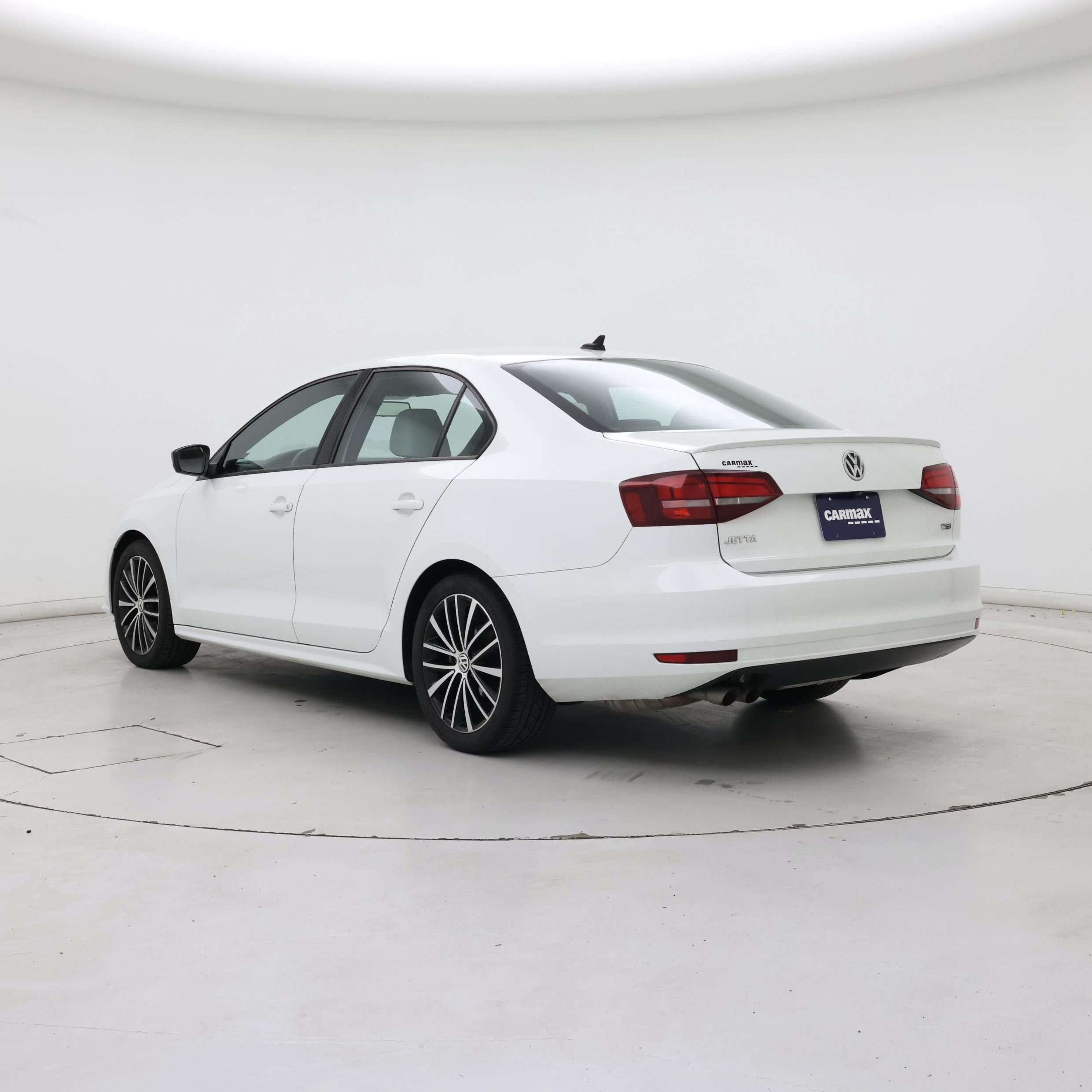 Thumbnail: 2017 Volkswagen Jetta - 2