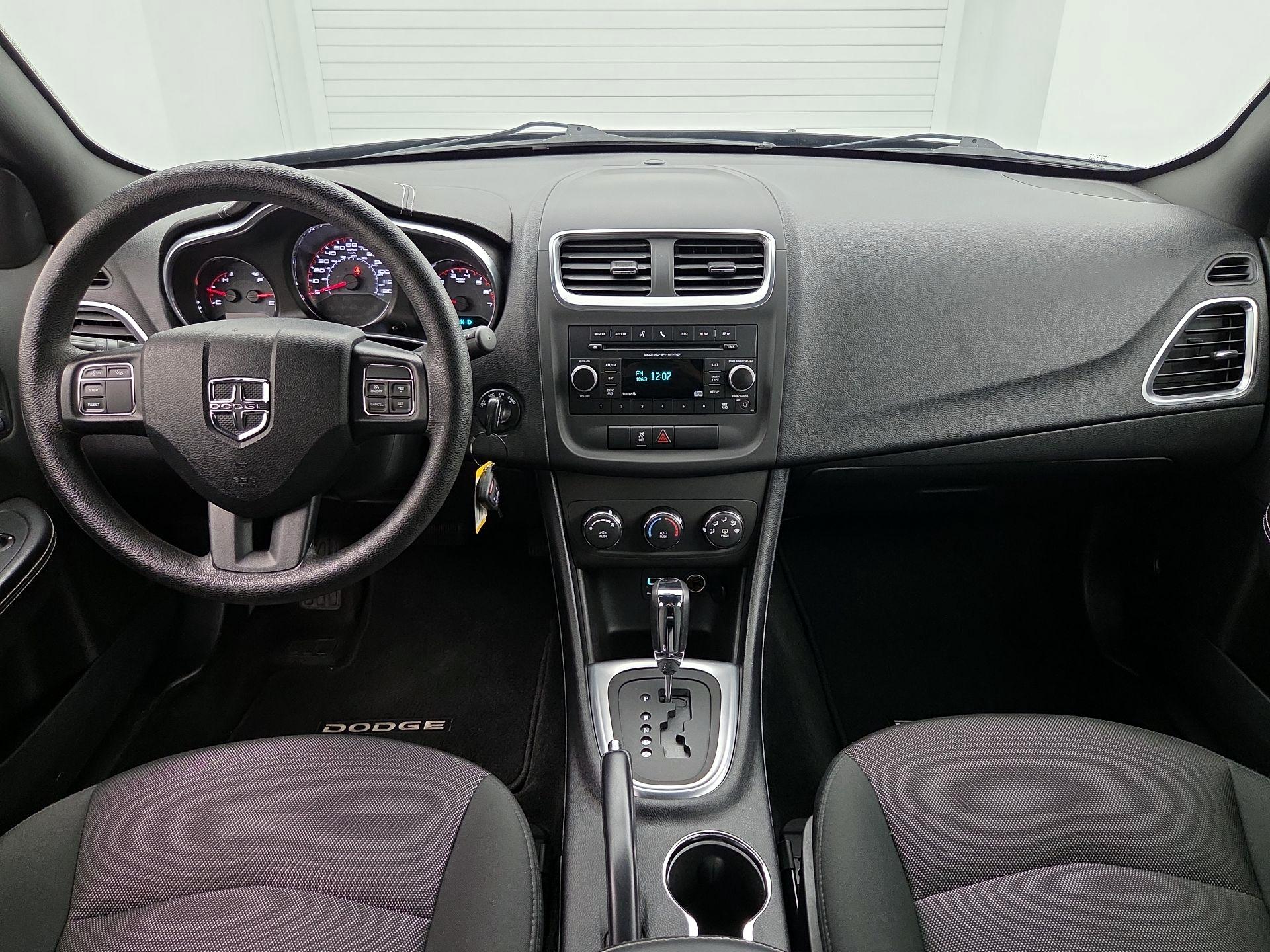 Thumbnail: 2014 Dodge Avenger - 9