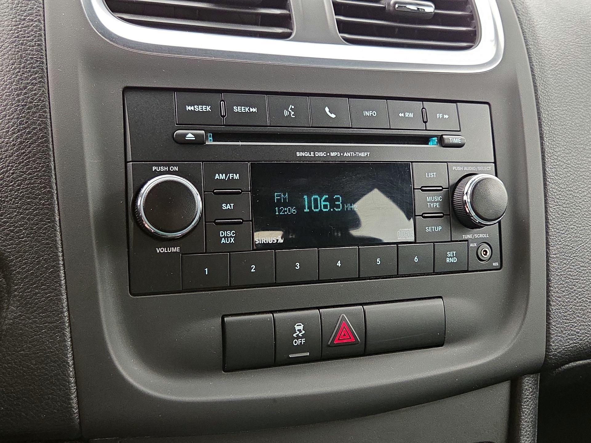 Thumbnail: 2014 Dodge Avenger - 14