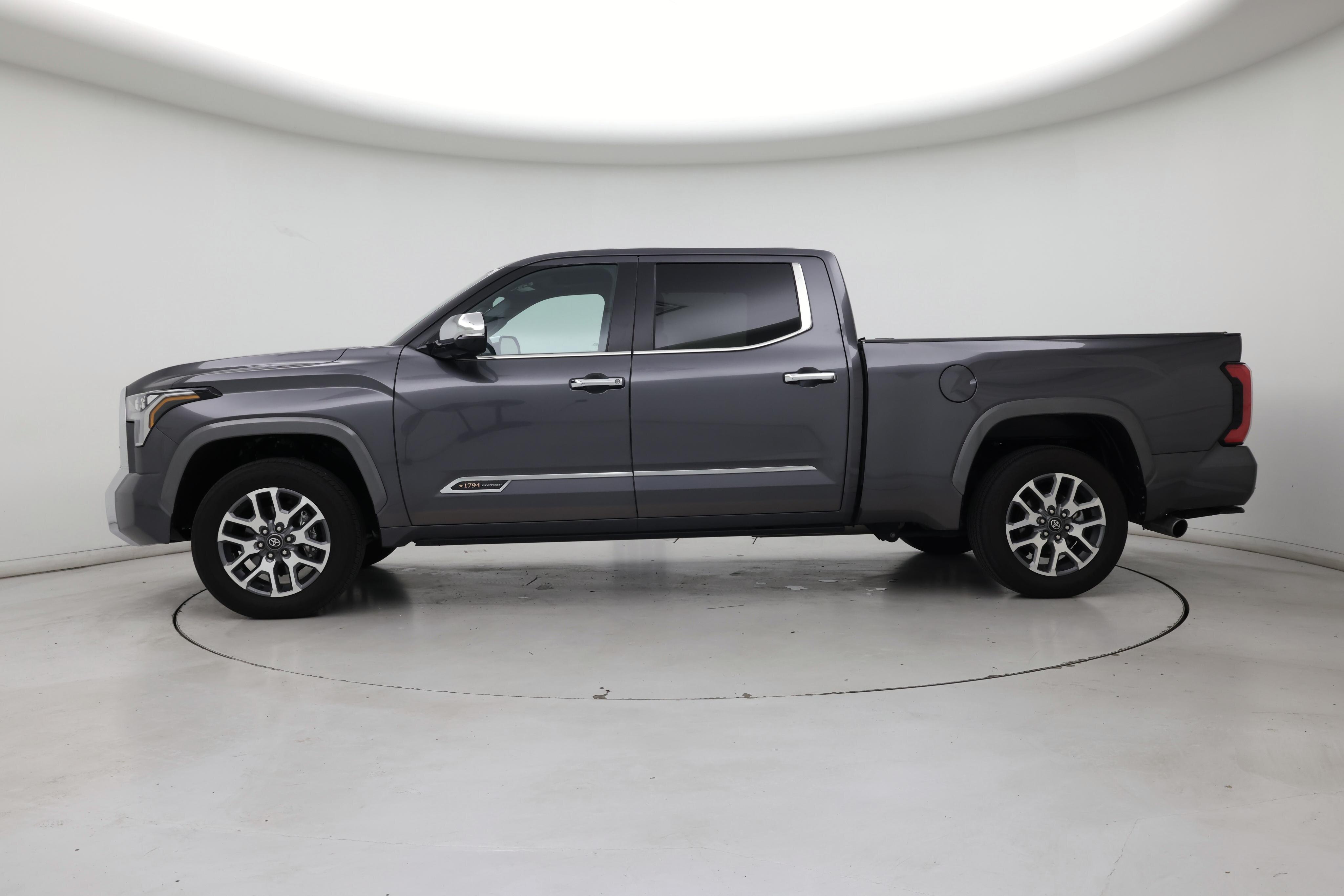 Thumbnail: 2025 Toyota Tundra - 3
