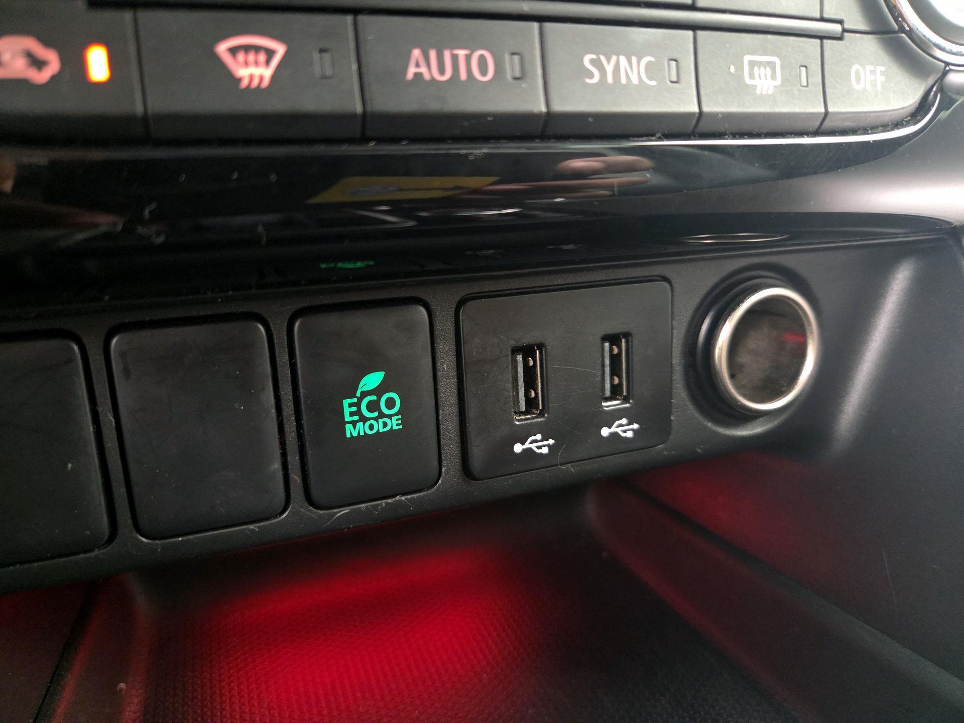 Thumbnail: 2019 Mitsubishi Eclipse Cross - 18