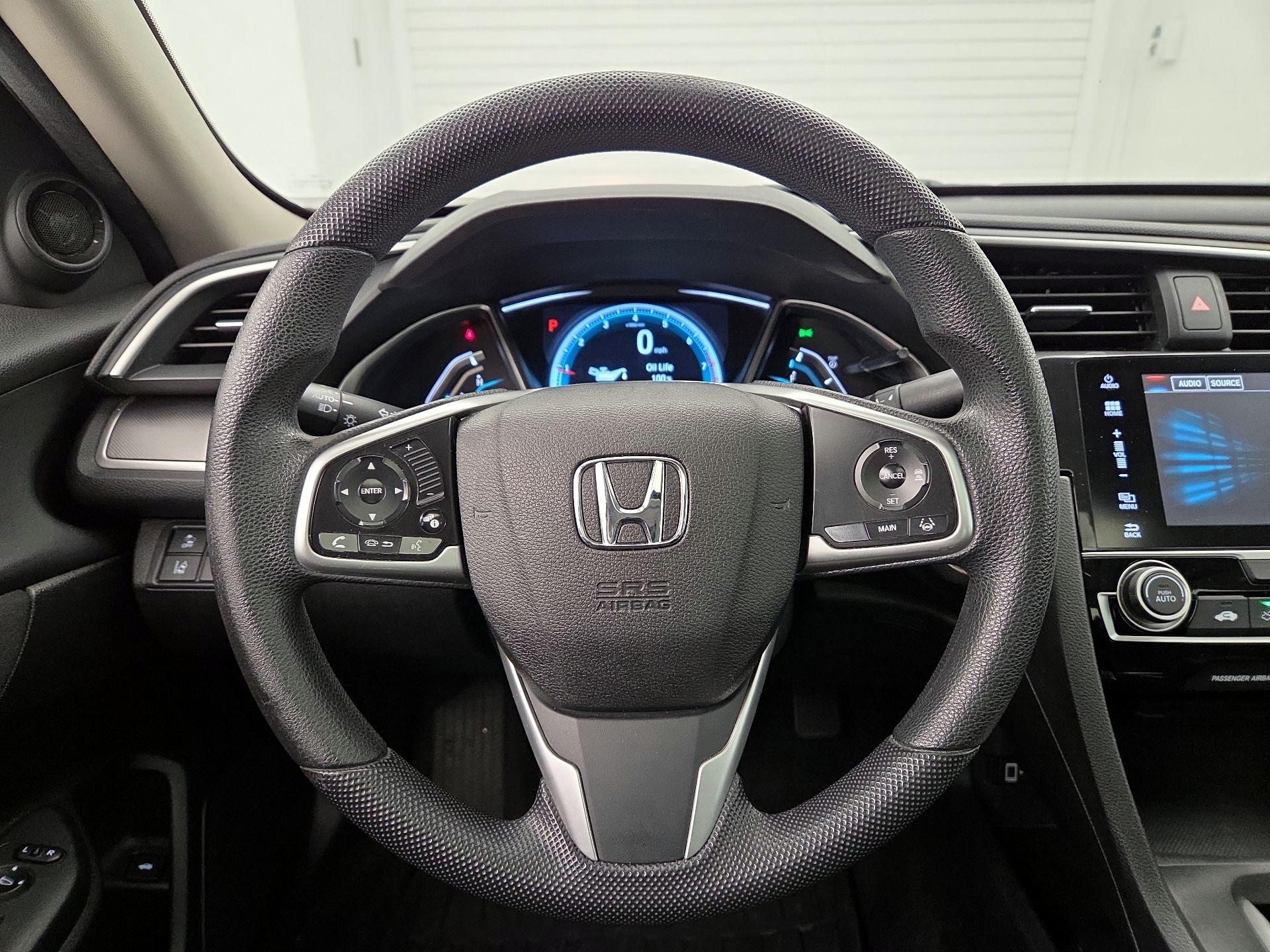 Thumbnail: 2016 Honda Civic - 10