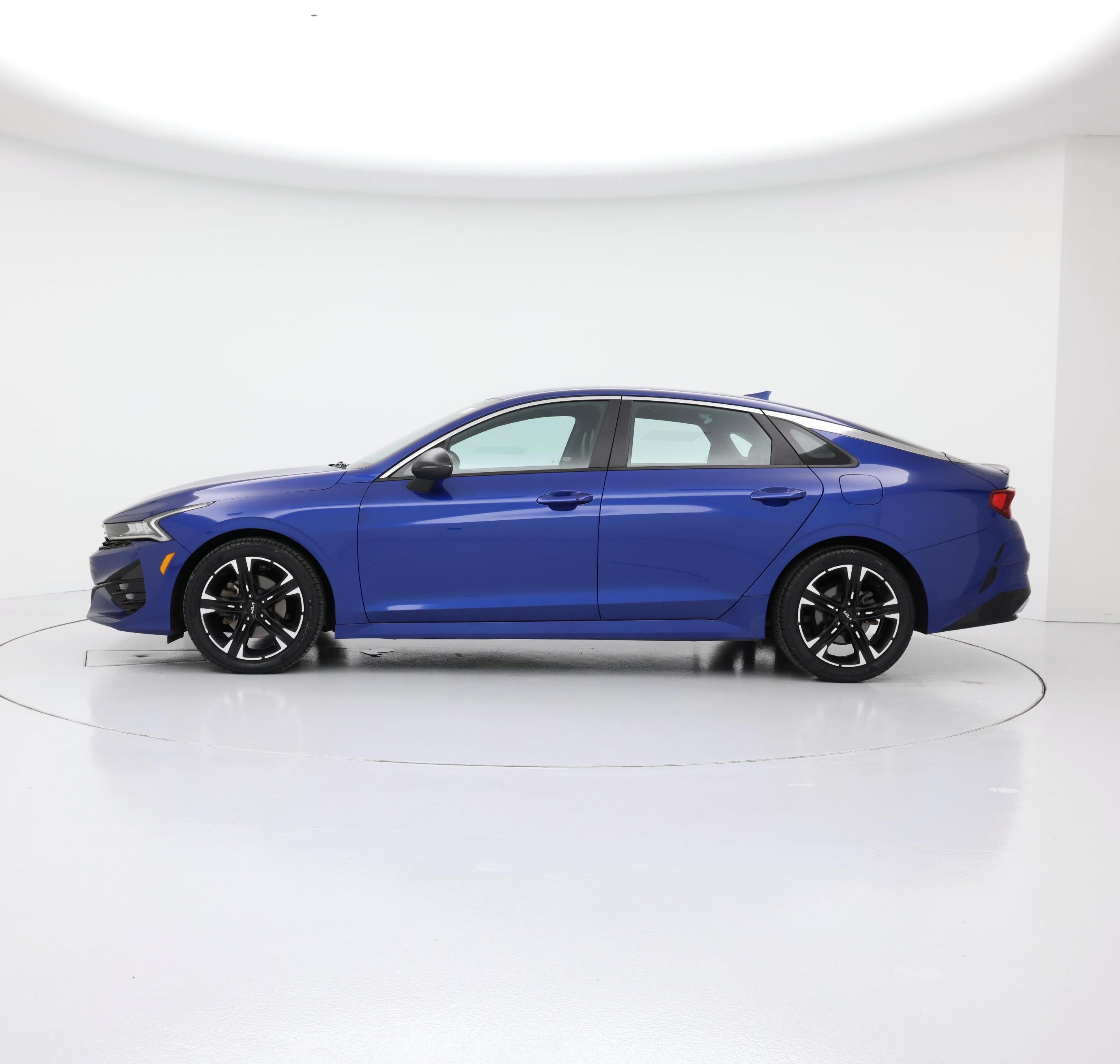 Thumbnail: 2022 Kia K5 - 3