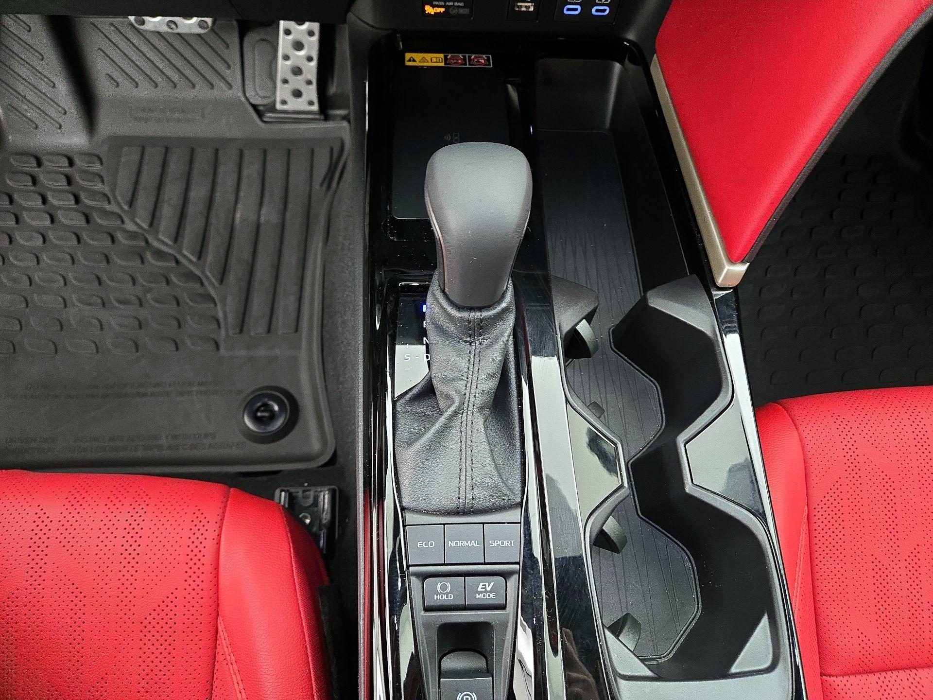 Thumbnail: 2025 Toyota Camry - 18