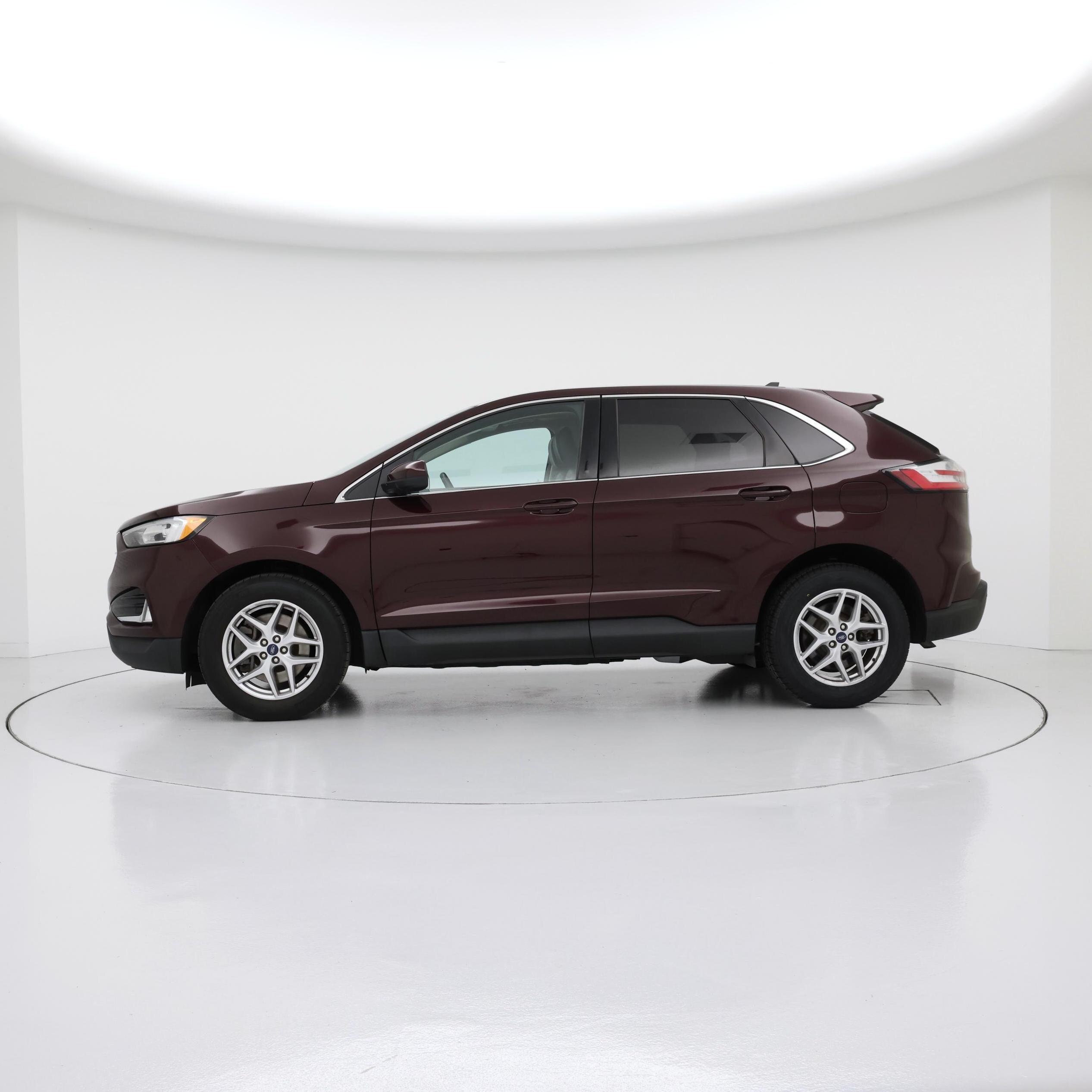 Thumbnail: 2021 Ford Edge - 3