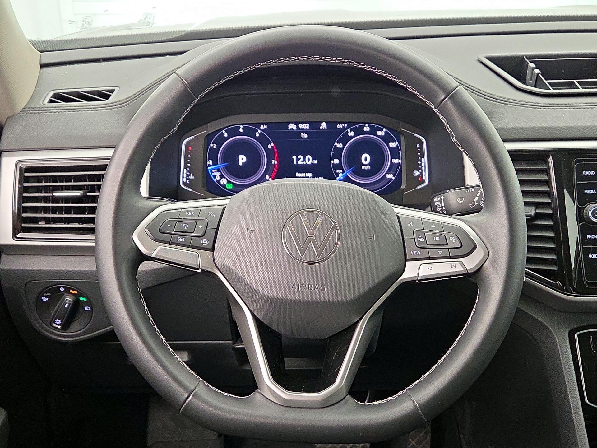 Thumbnail: 2022 Volkswagen Atlas - 10