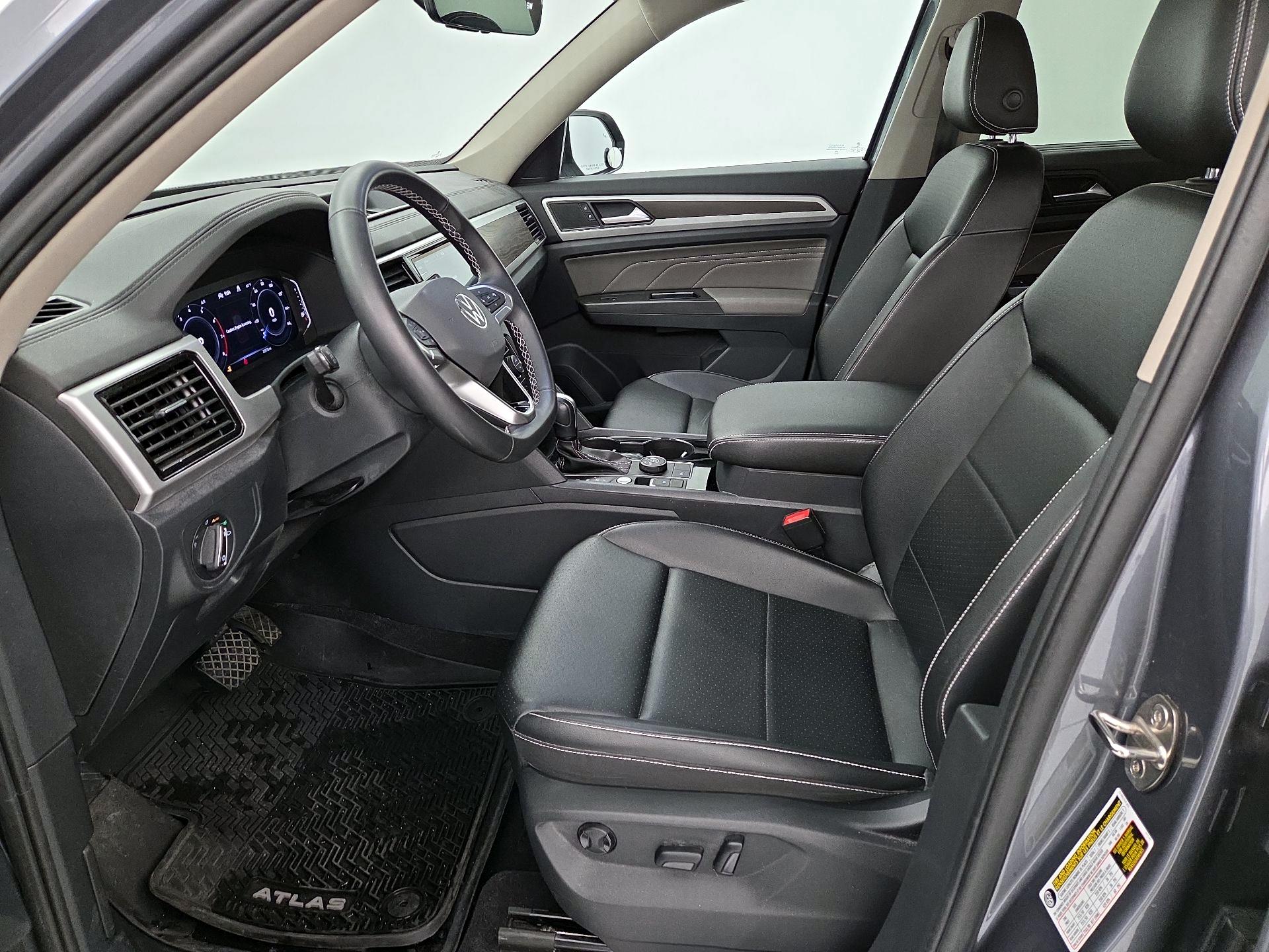 Thumbnail: 2022 Volkswagen Atlas - 11