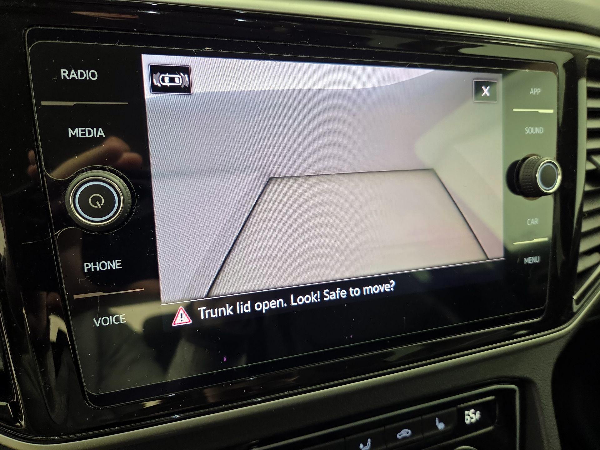 Thumbnail: 2022 Volkswagen Atlas - 14