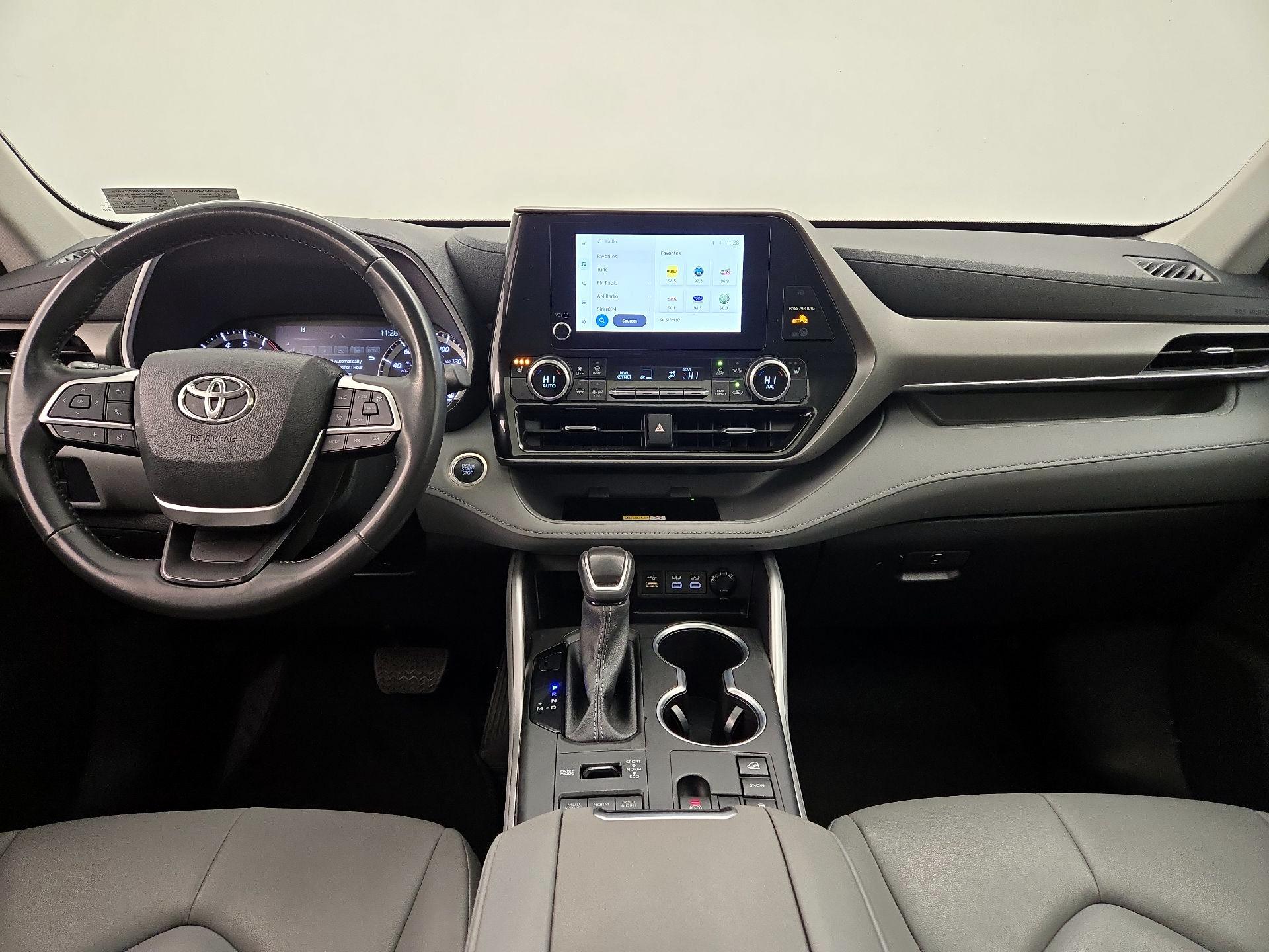 Thumbnail: 2024 Toyota Highlander - 9