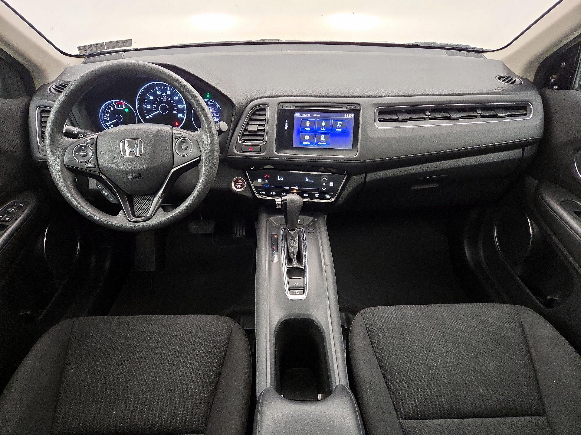 Thumbnail: 2016 Honda HR-V - 9
