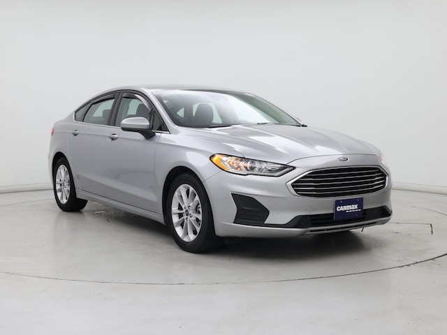Silver 2020 Ford Fusion SE FWD Sedan Front-Wheel Drive Automatic
