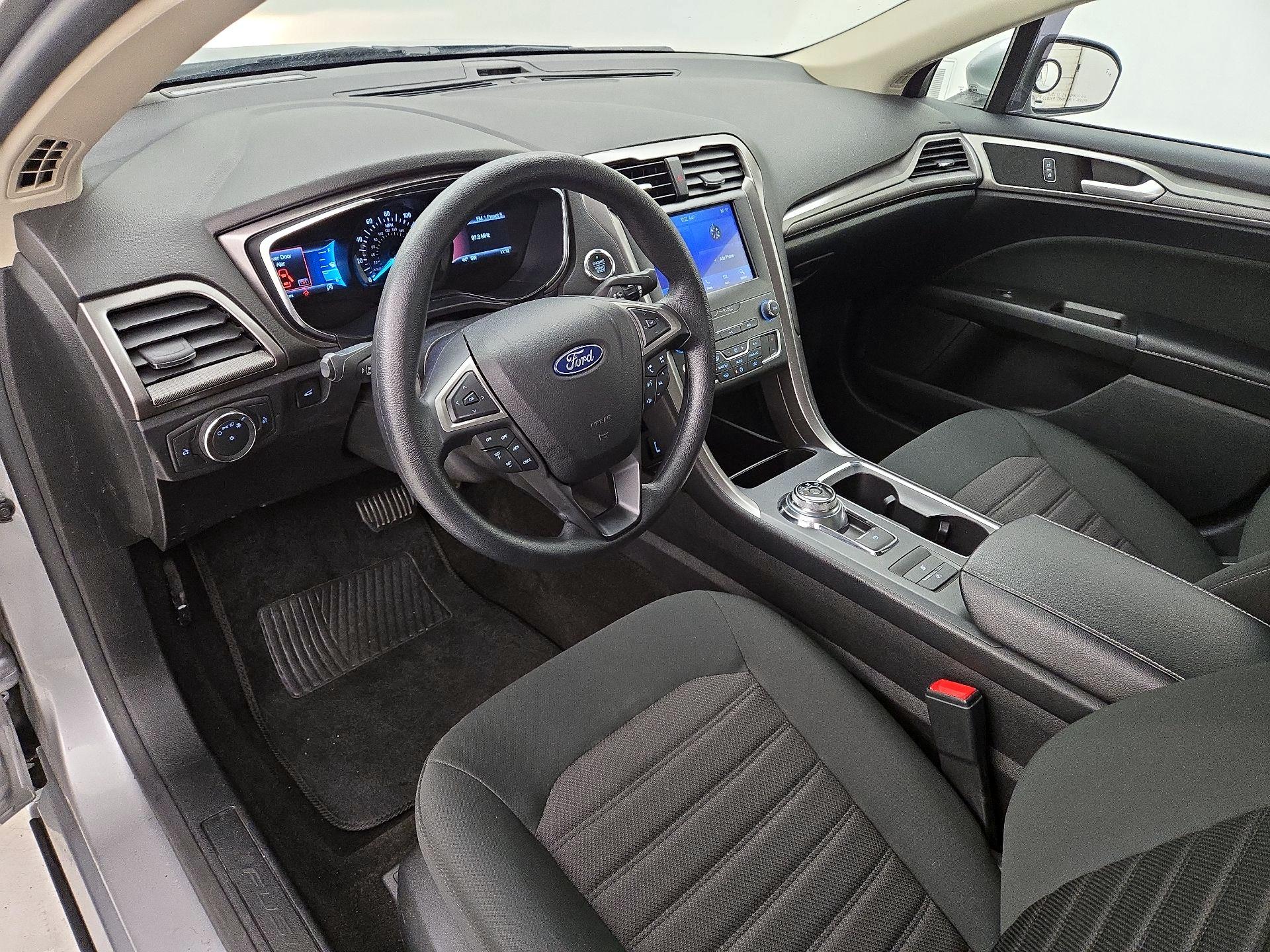 Thumbnail: 2020 Ford Fusion - 11