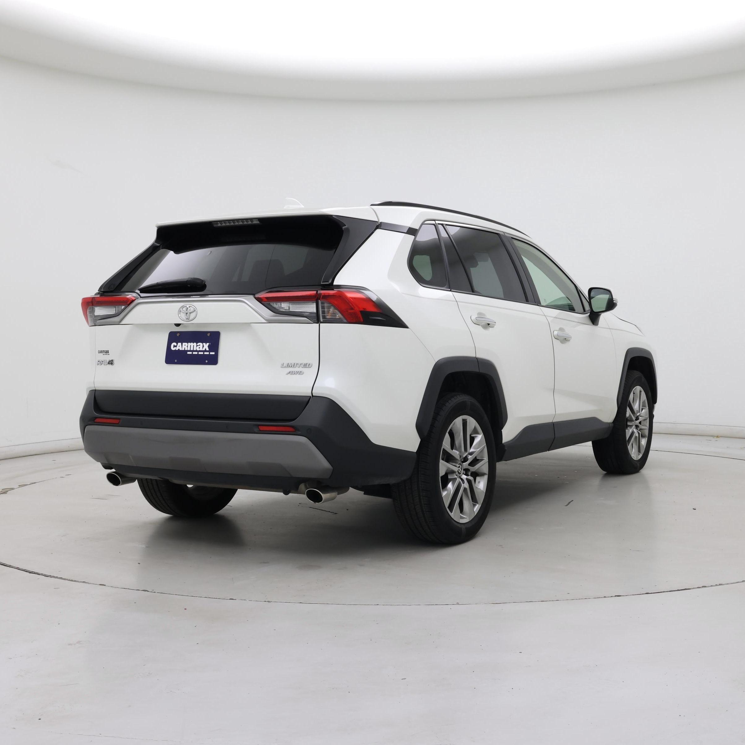 Thumbnail: 2020 Toyota RAV4 - 8