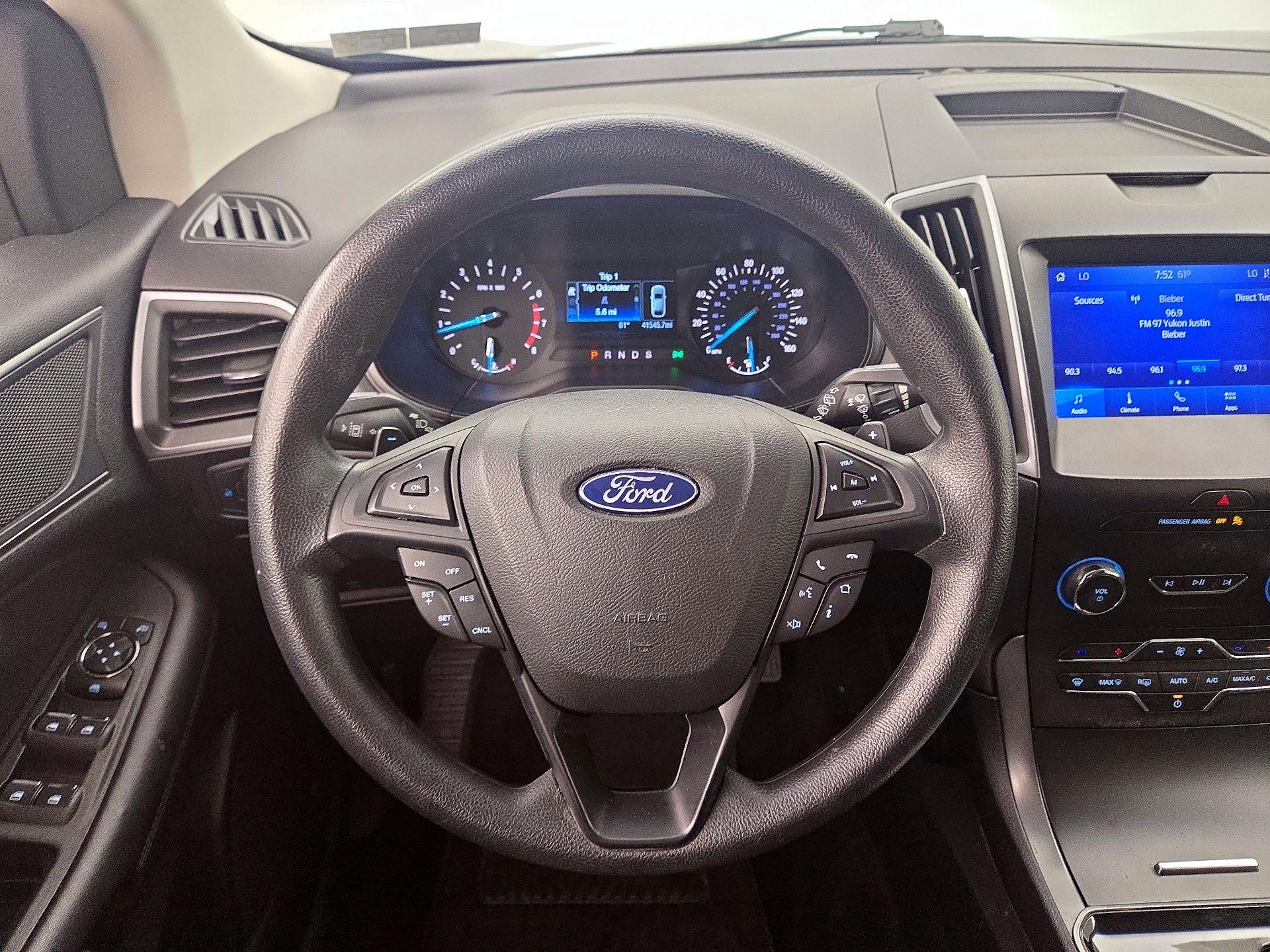 Thumbnail: 2020 Ford Edge - 10