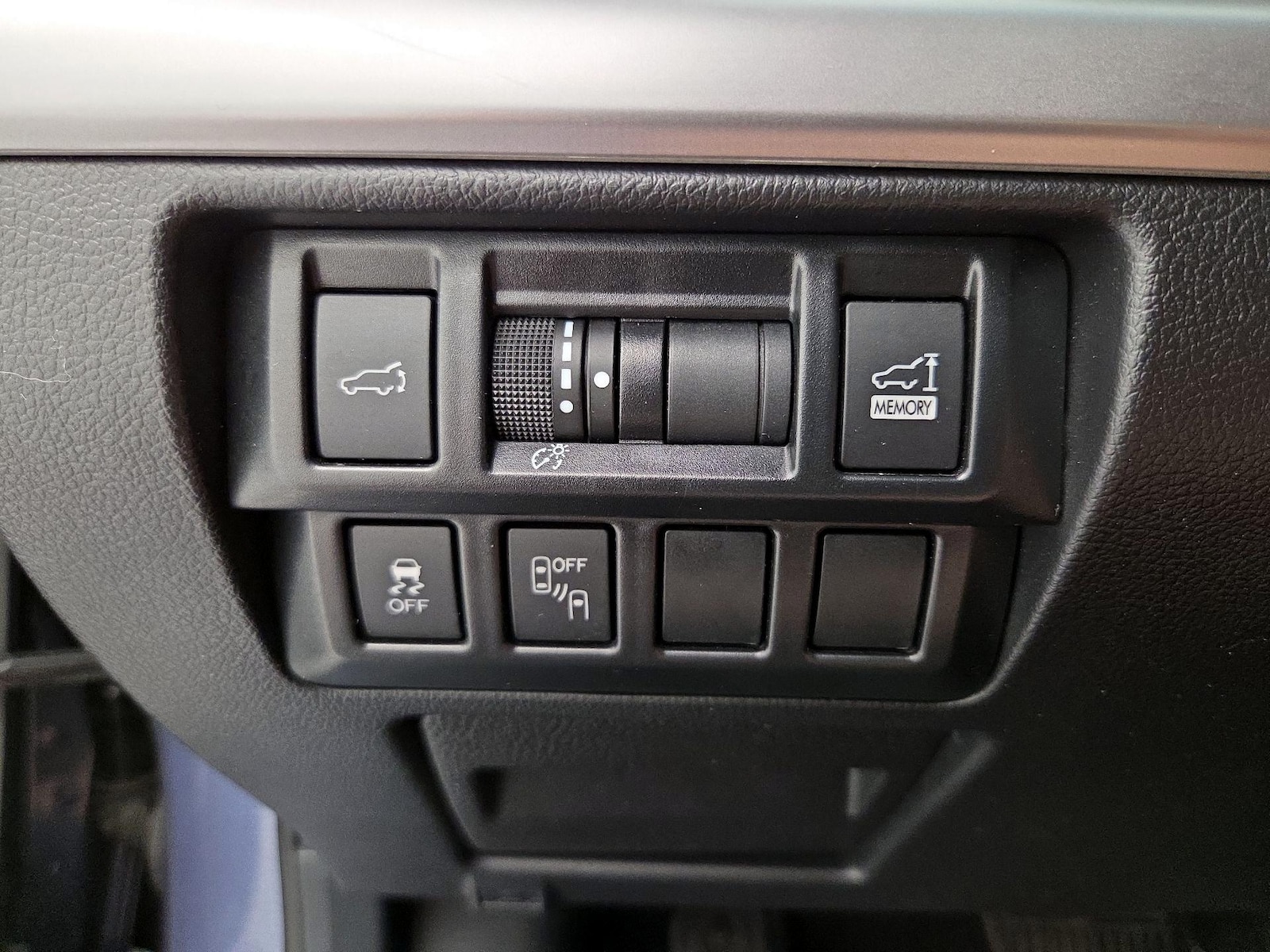 2018 Subaru Outback Limited - Photo 14