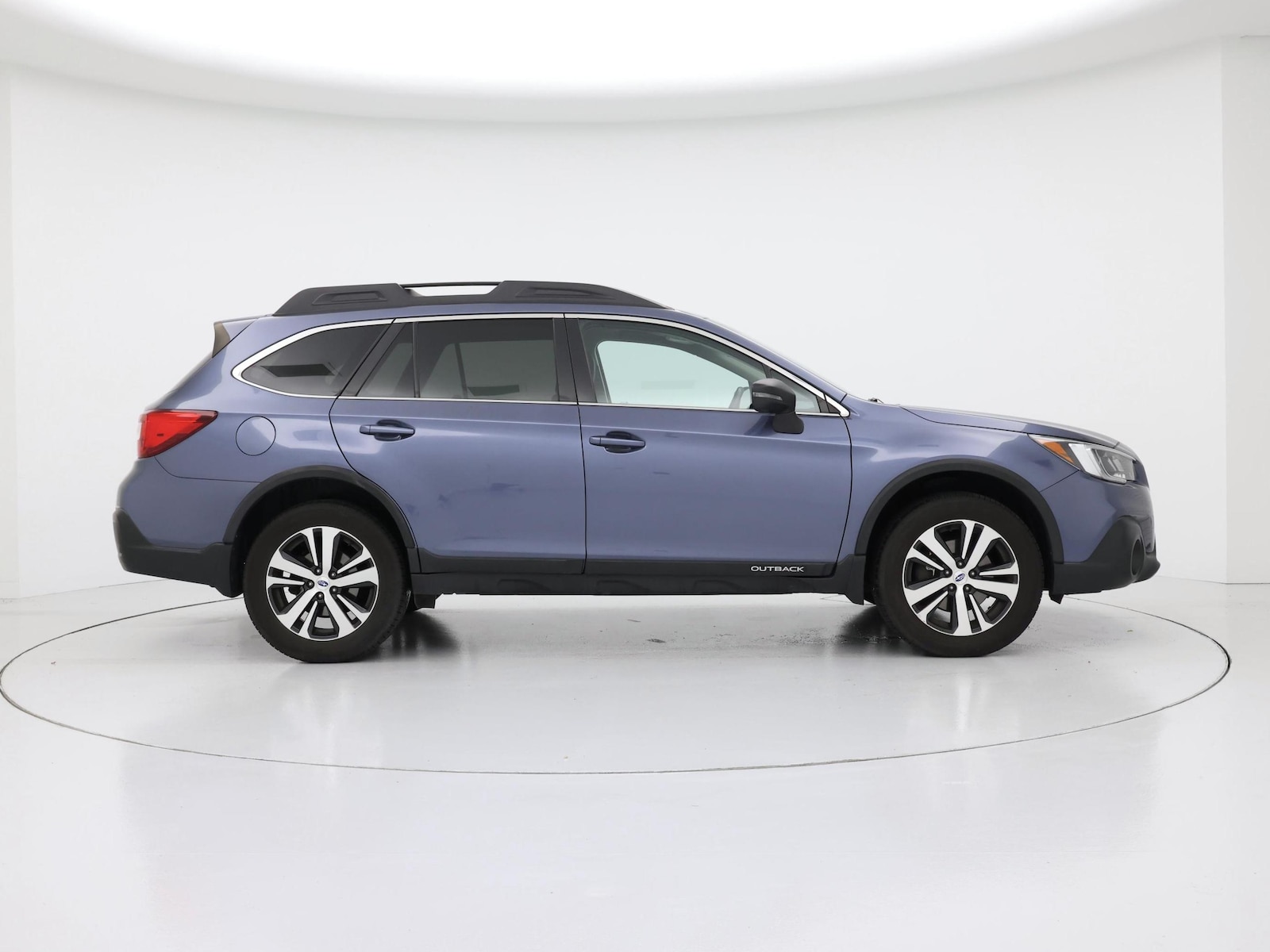 2018 Subaru Outback Limited - Photo 8