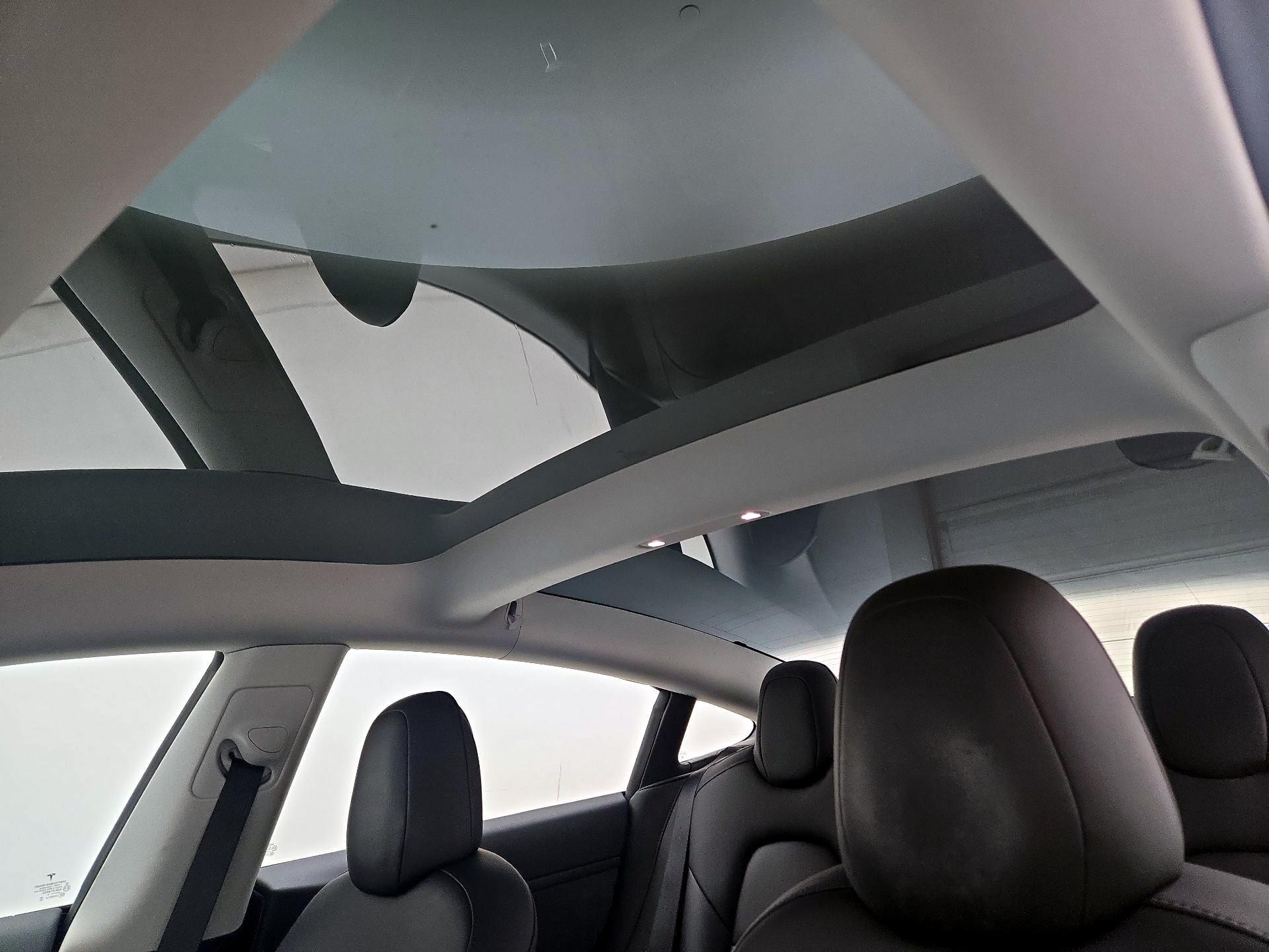 Thumbnail: 2023 Tesla Model 3 - 19
