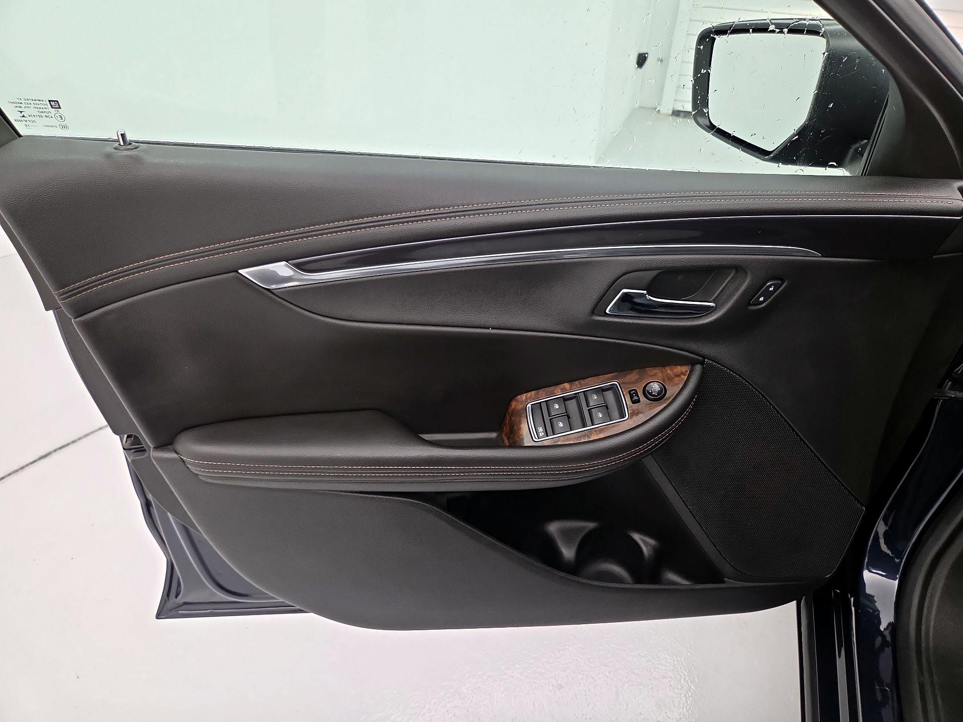 Thumbnail: 2015 Chevrolet Impala - 12
