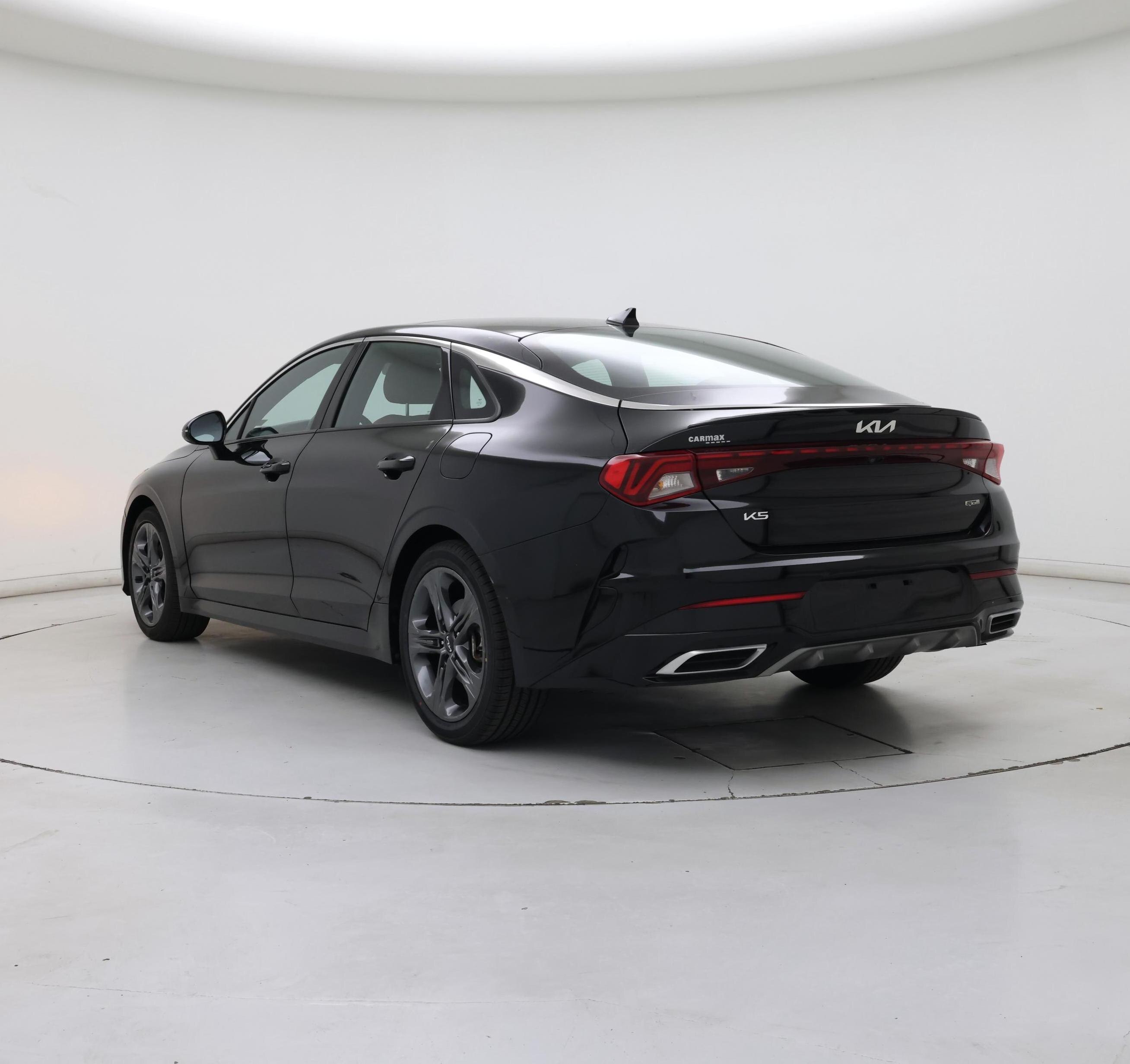 Thumbnail: 2023 Kia K5 - 2