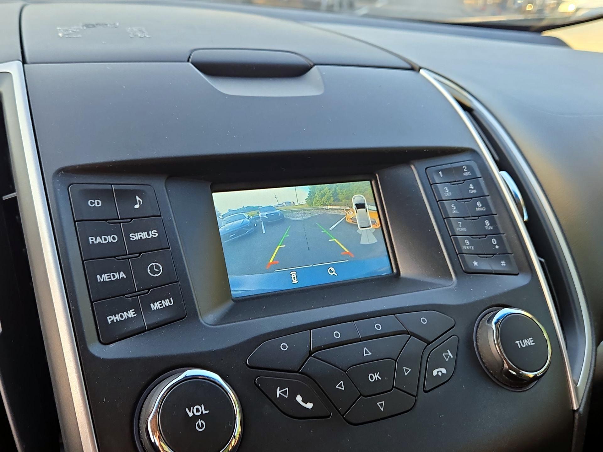 Thumbnail: 2016 Ford Edge - 12