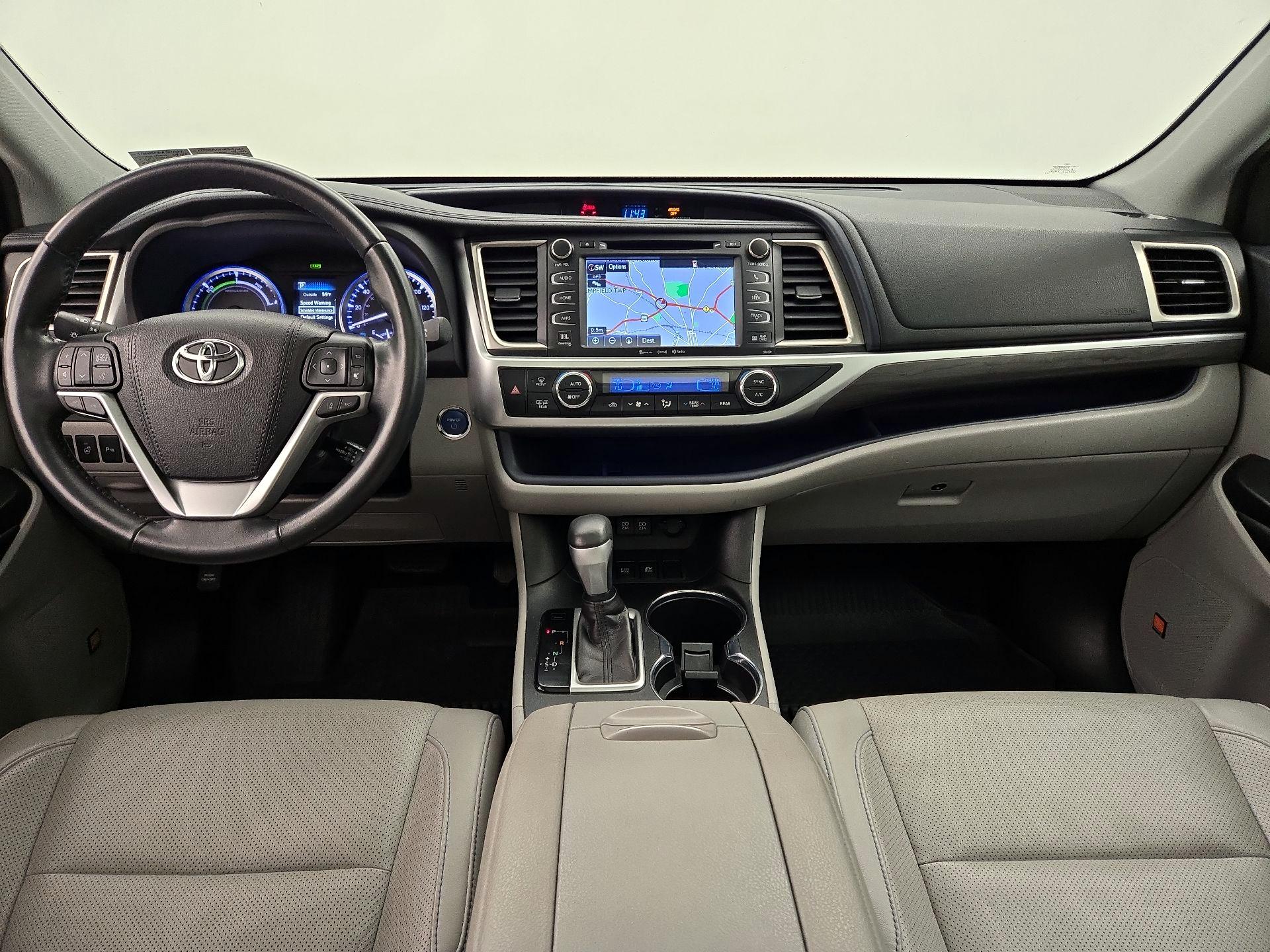 Thumbnail: 2019 Toyota Highlander - 9