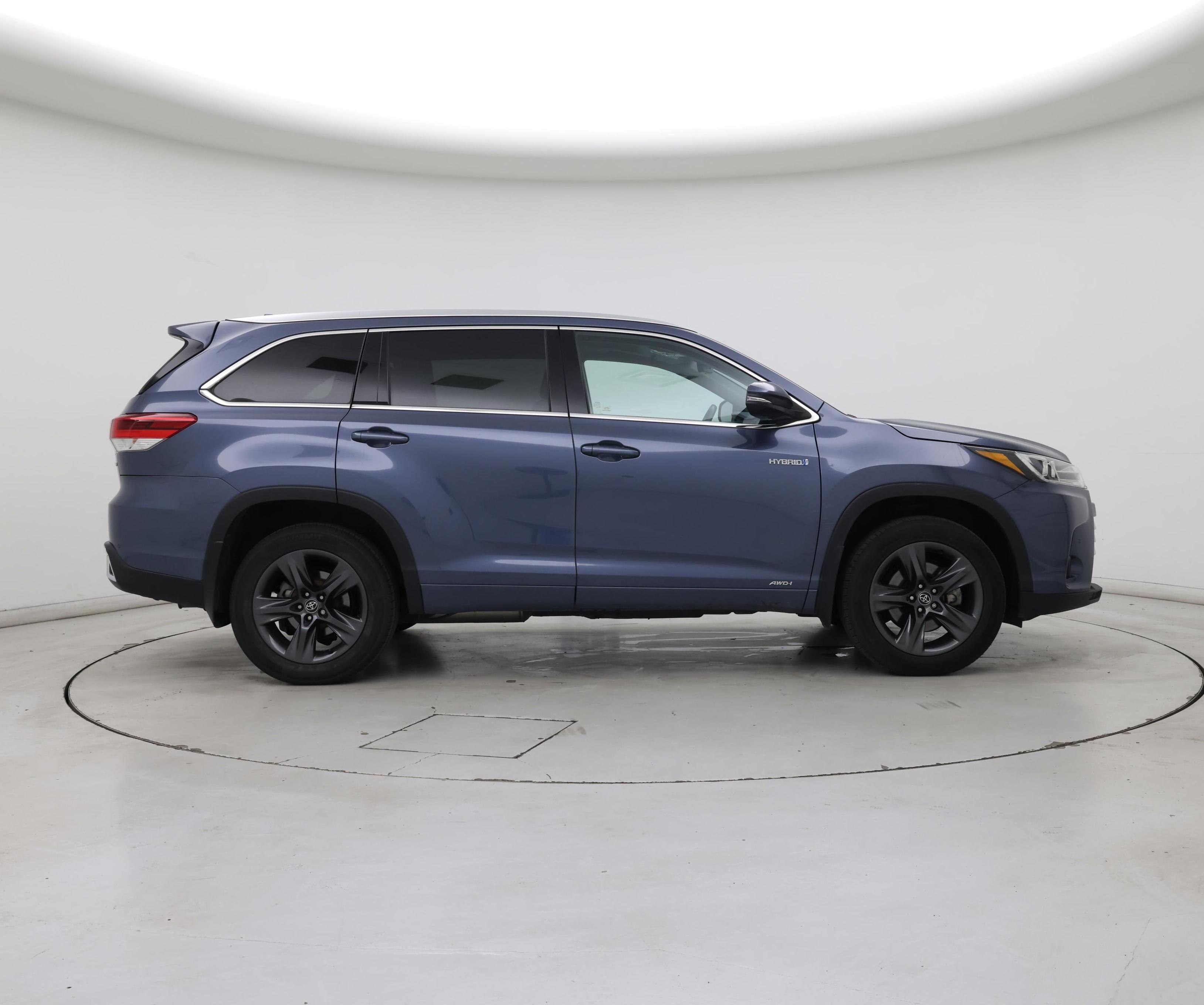 Thumbnail: 2019 Toyota Highlander - 7