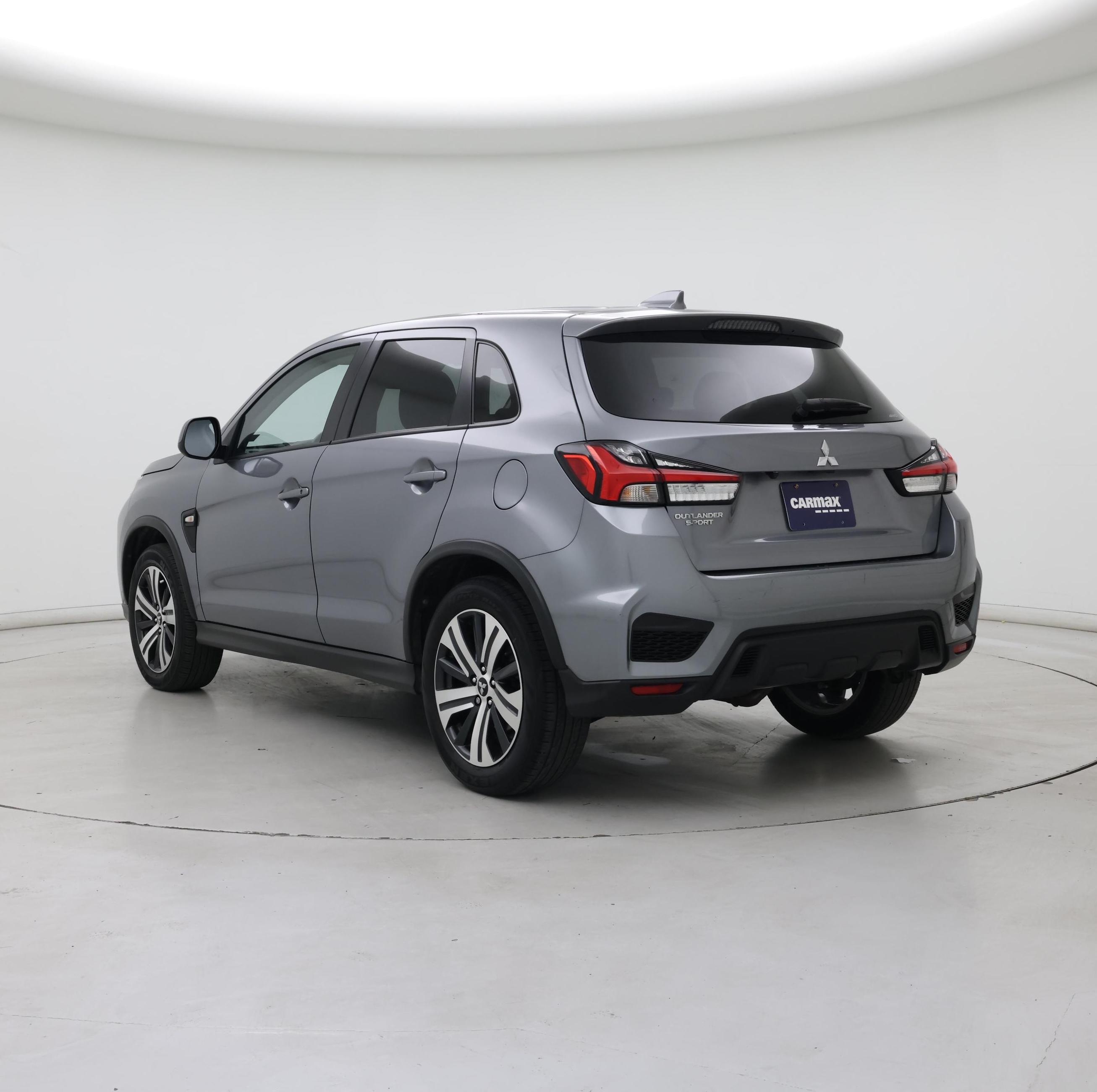 Thumbnail: 2023 Mitsubishi Outlander Sport - 2