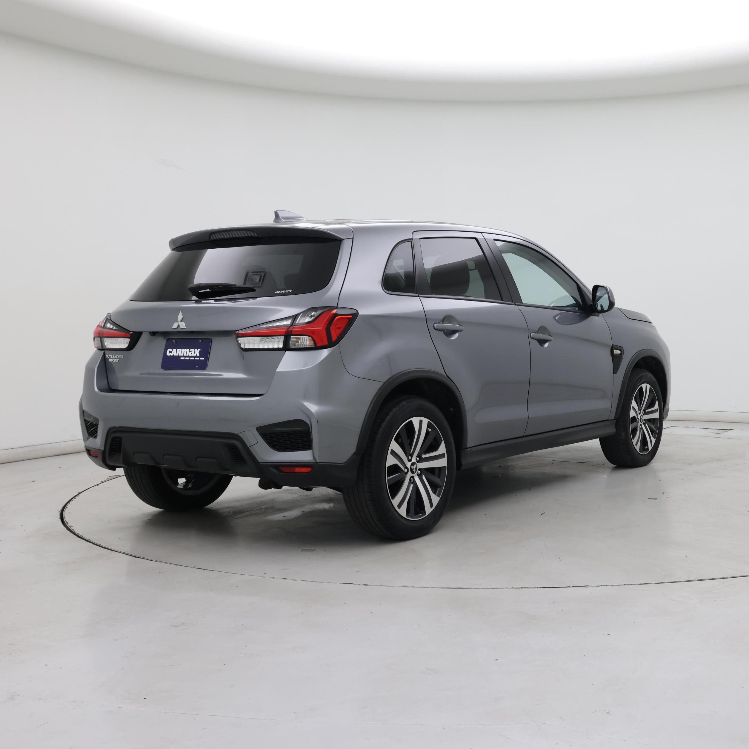 Thumbnail: 2023 Mitsubishi Outlander Sport - 8