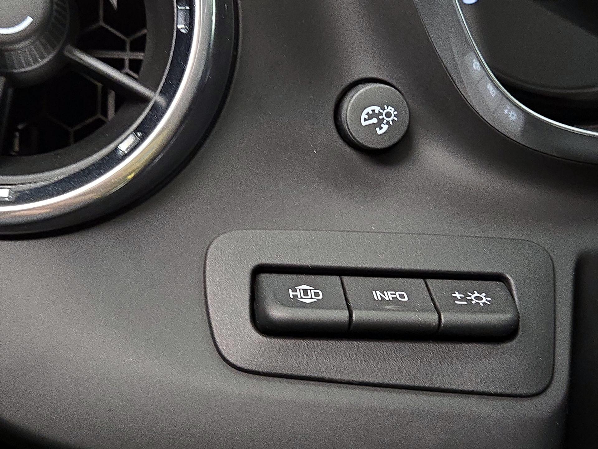 Thumbnail: 2016 Chevrolet Camaro - 13