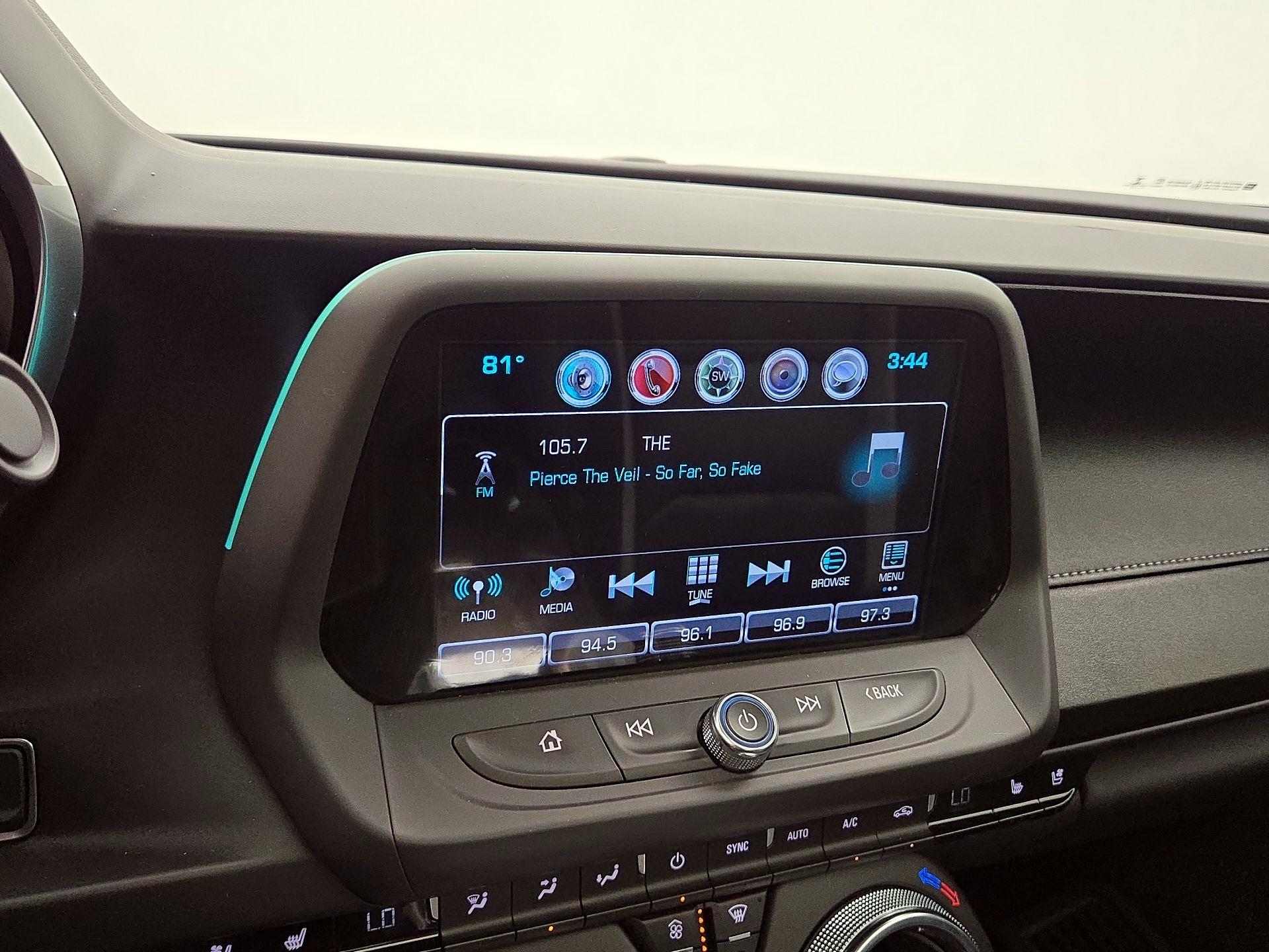 Thumbnail: 2016 Chevrolet Camaro - 16