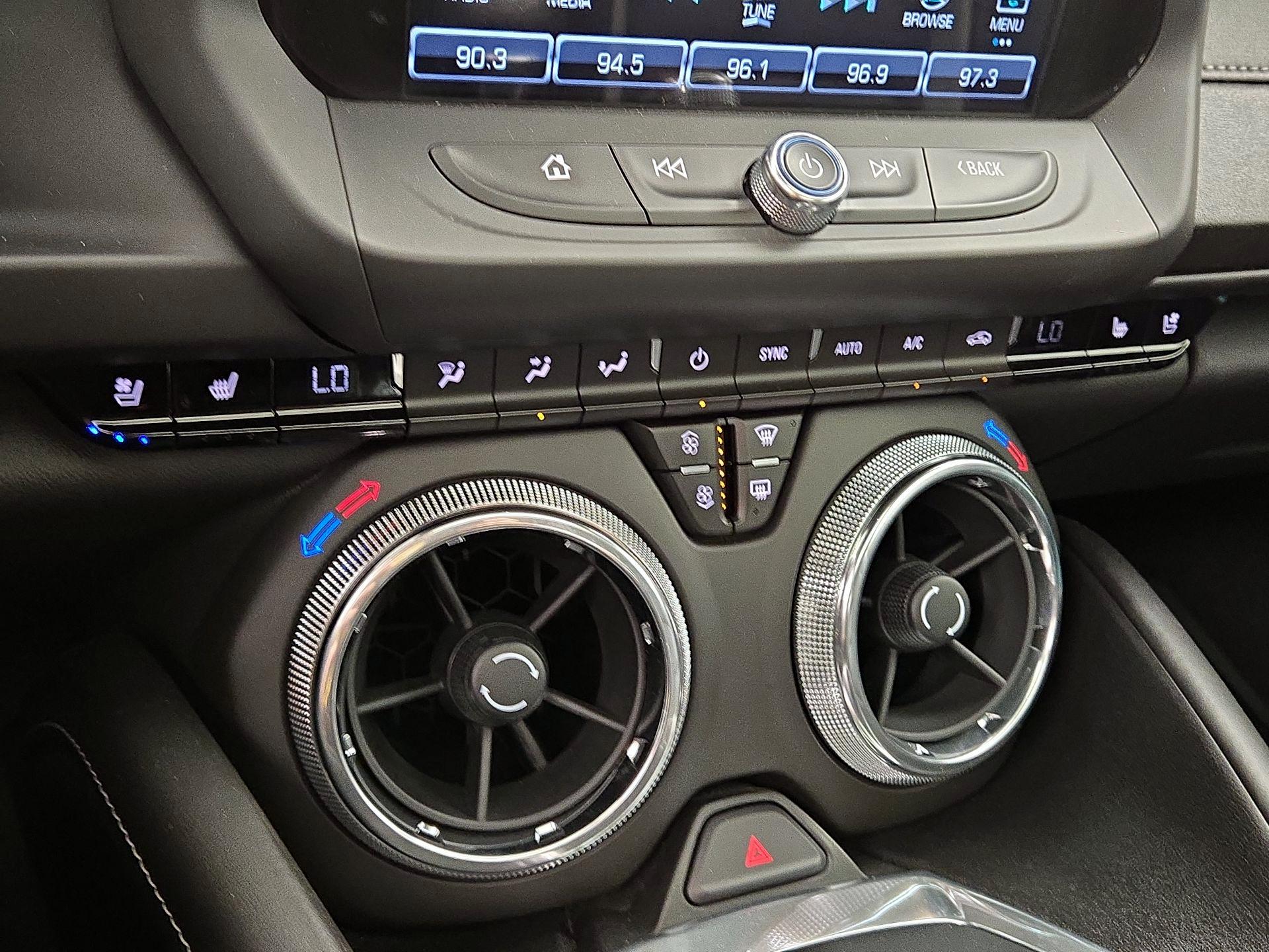 Thumbnail: 2016 Chevrolet Camaro - 17