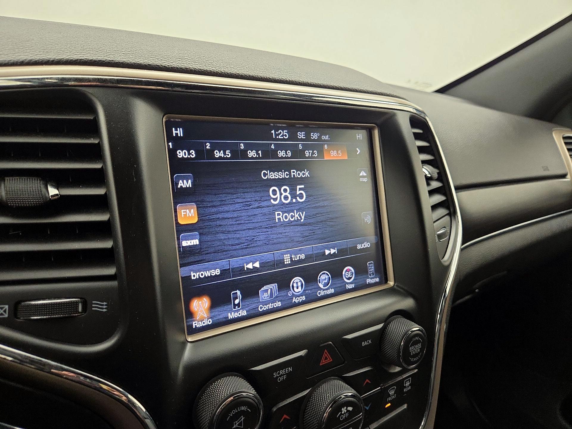 Thumbnail: 2014 Jeep Grand Cherokee - 15
