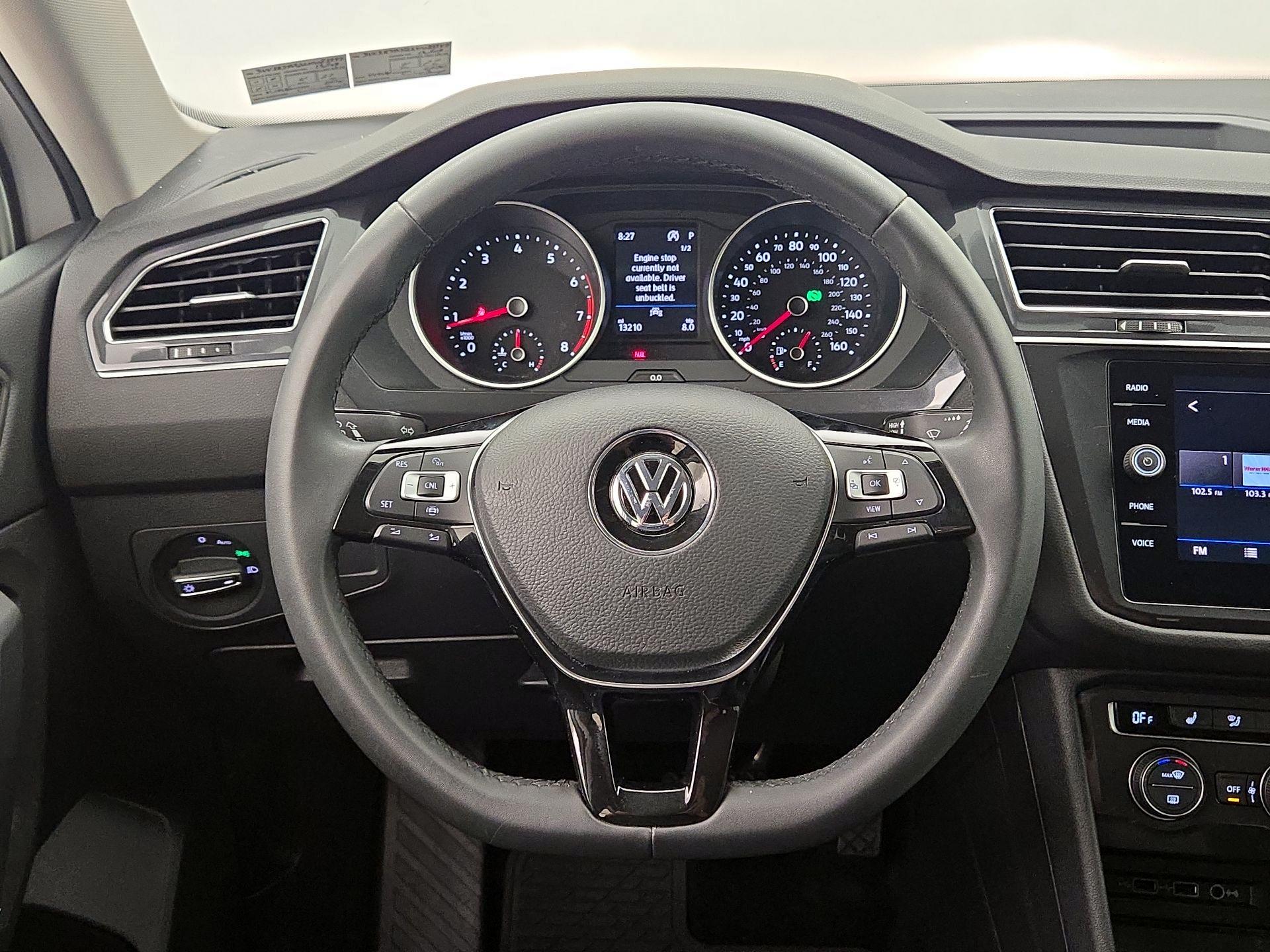 Thumbnail: 2020 Volkswagen Tiguan - 10