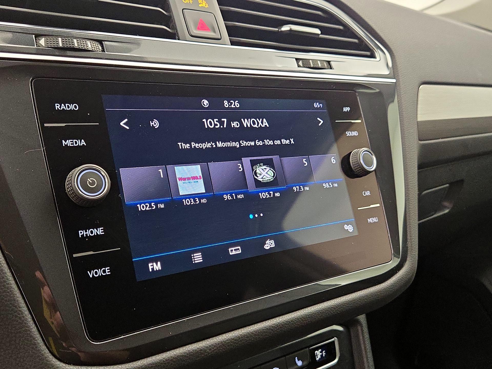 Thumbnail: 2020 Volkswagen Tiguan - 15