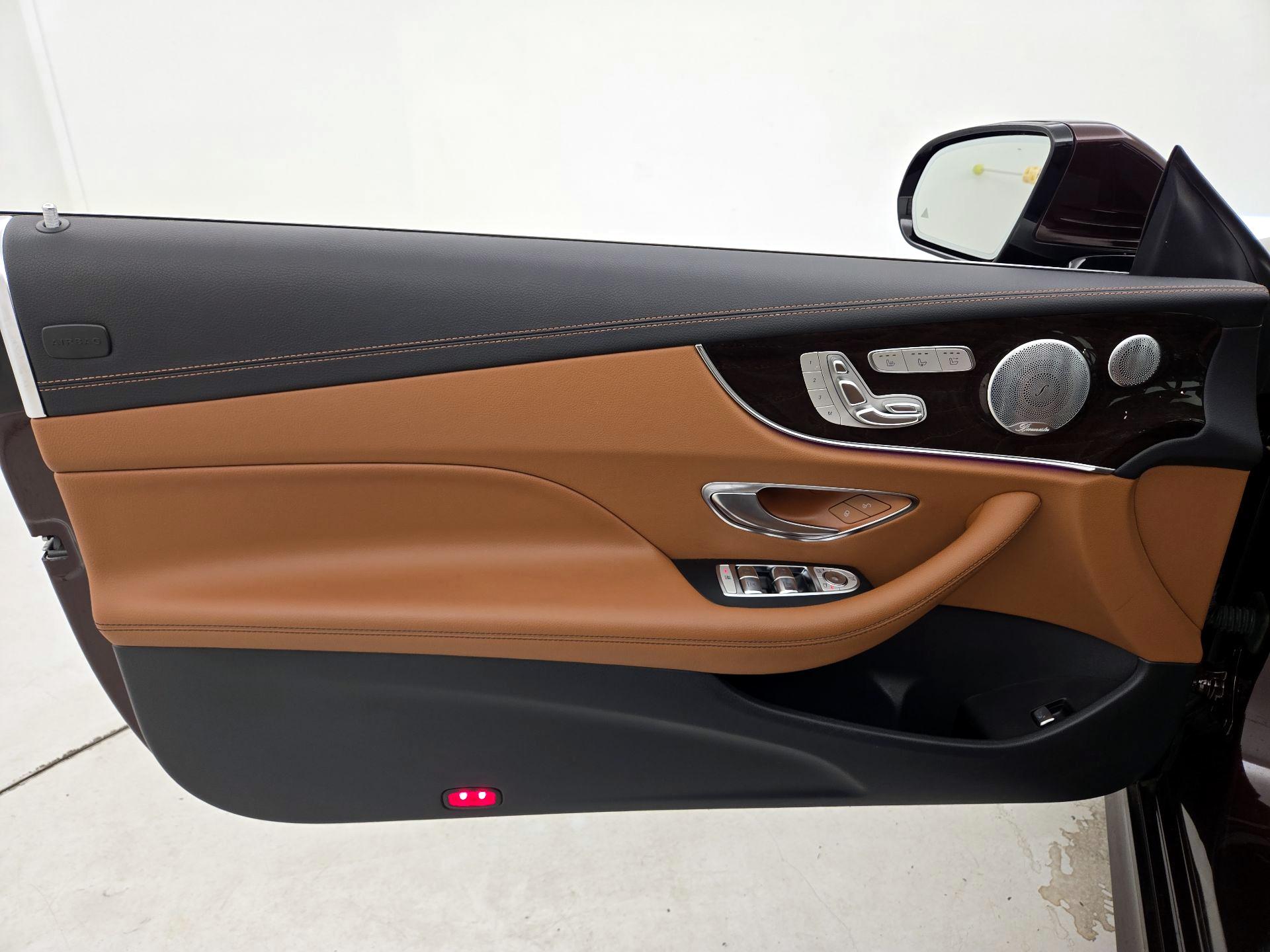 Thumbnail: 2019 Mercedes-Benz E-Class - 12