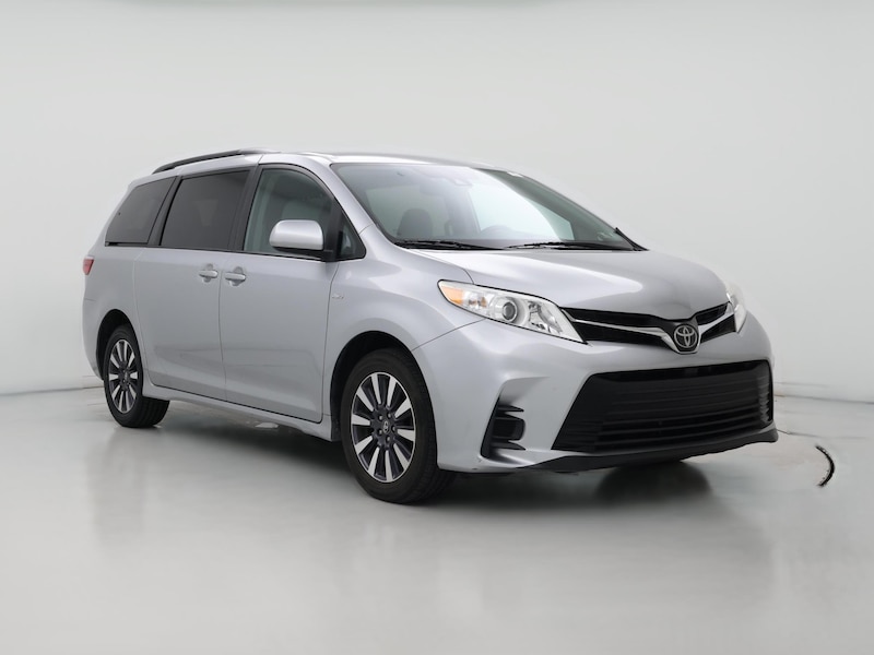 2020 Toyota Sienna LE