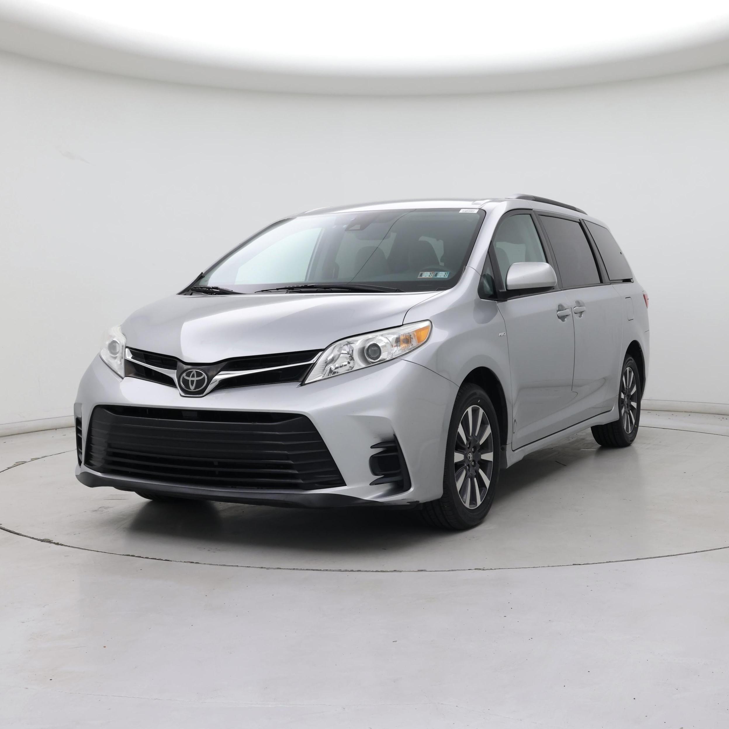 Thumbnail: 2020 Toyota Sienna - 4