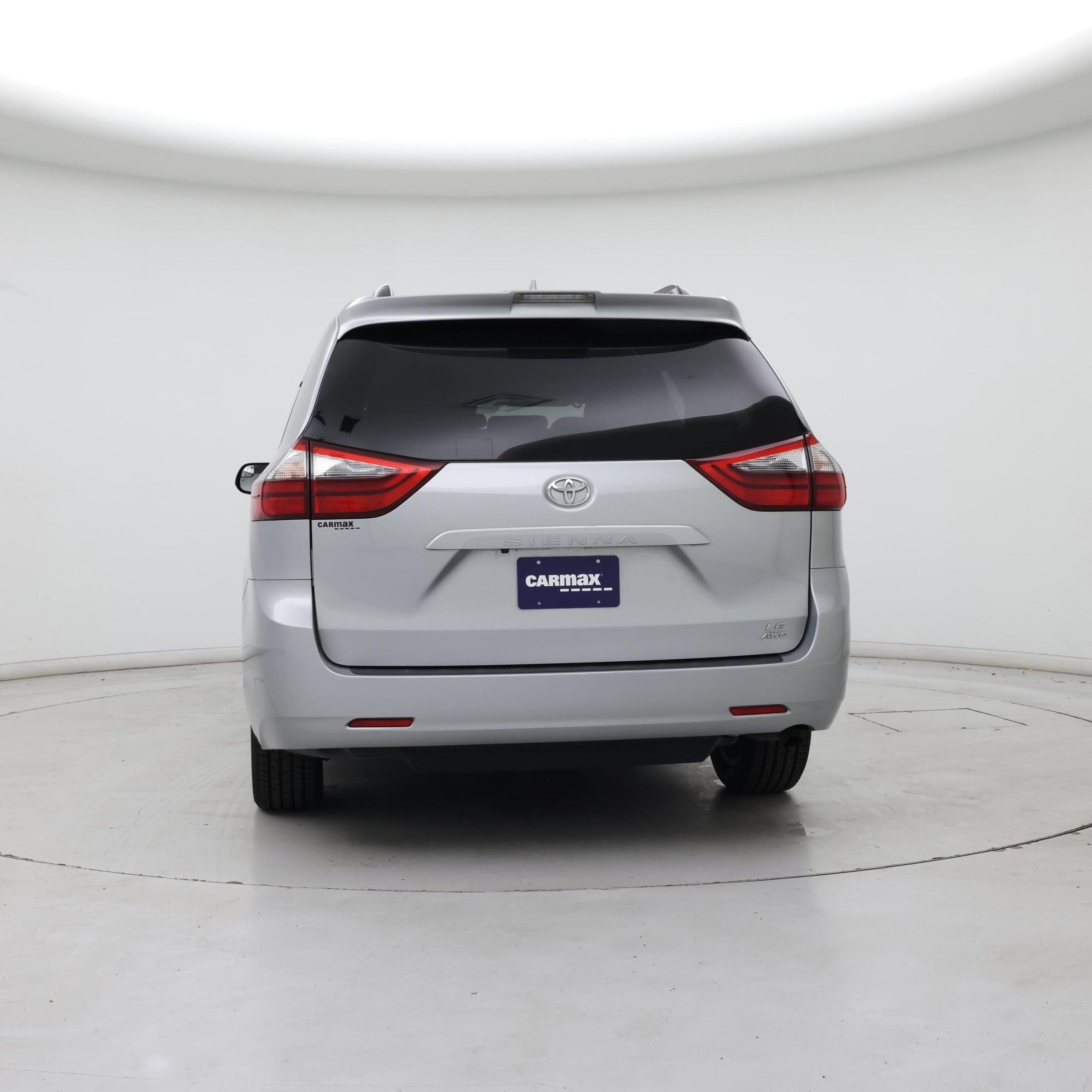Thumbnail: 2020 Toyota Sienna - 6