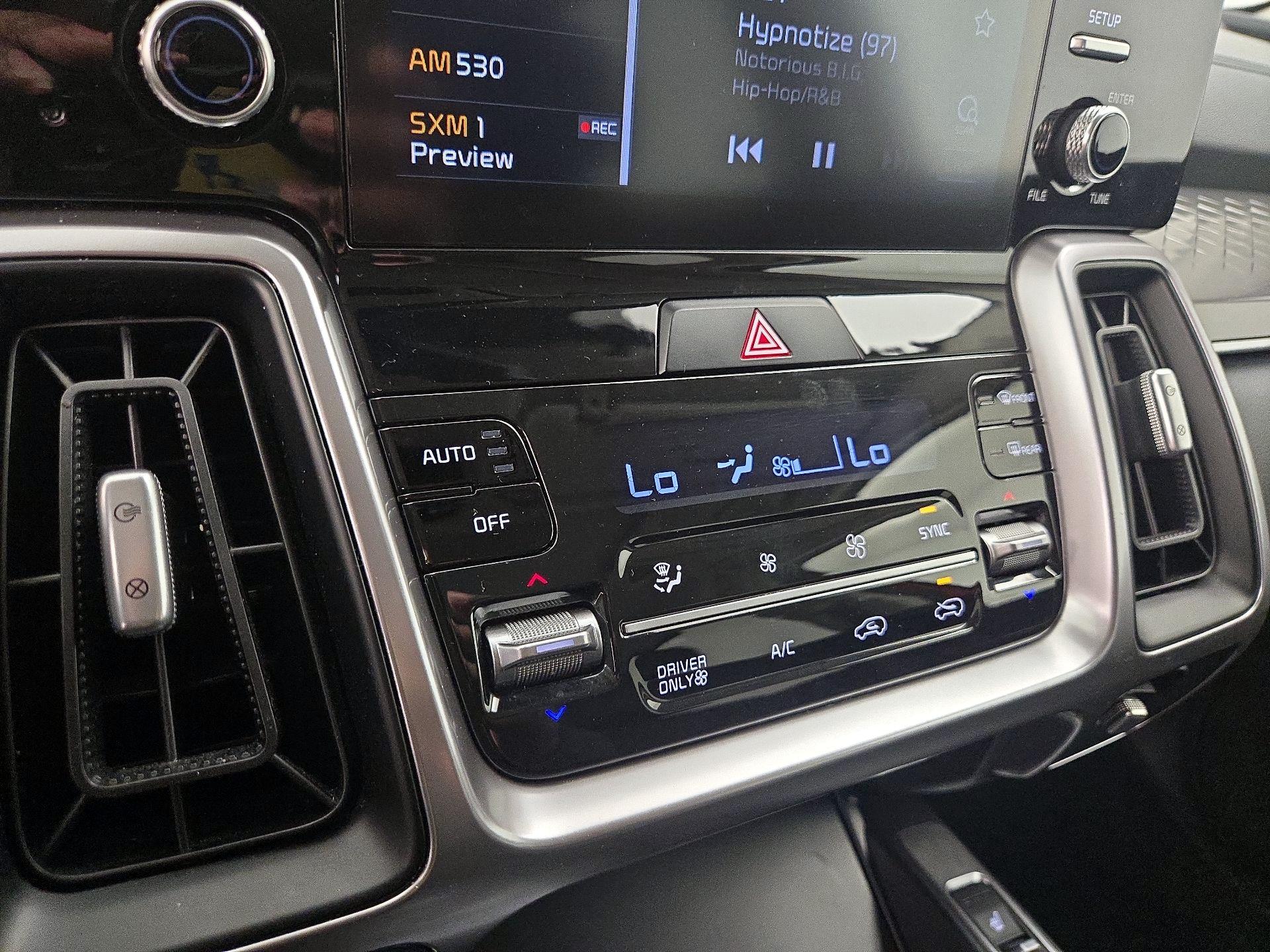 Thumbnail: 2021 Kia Sorento - 16