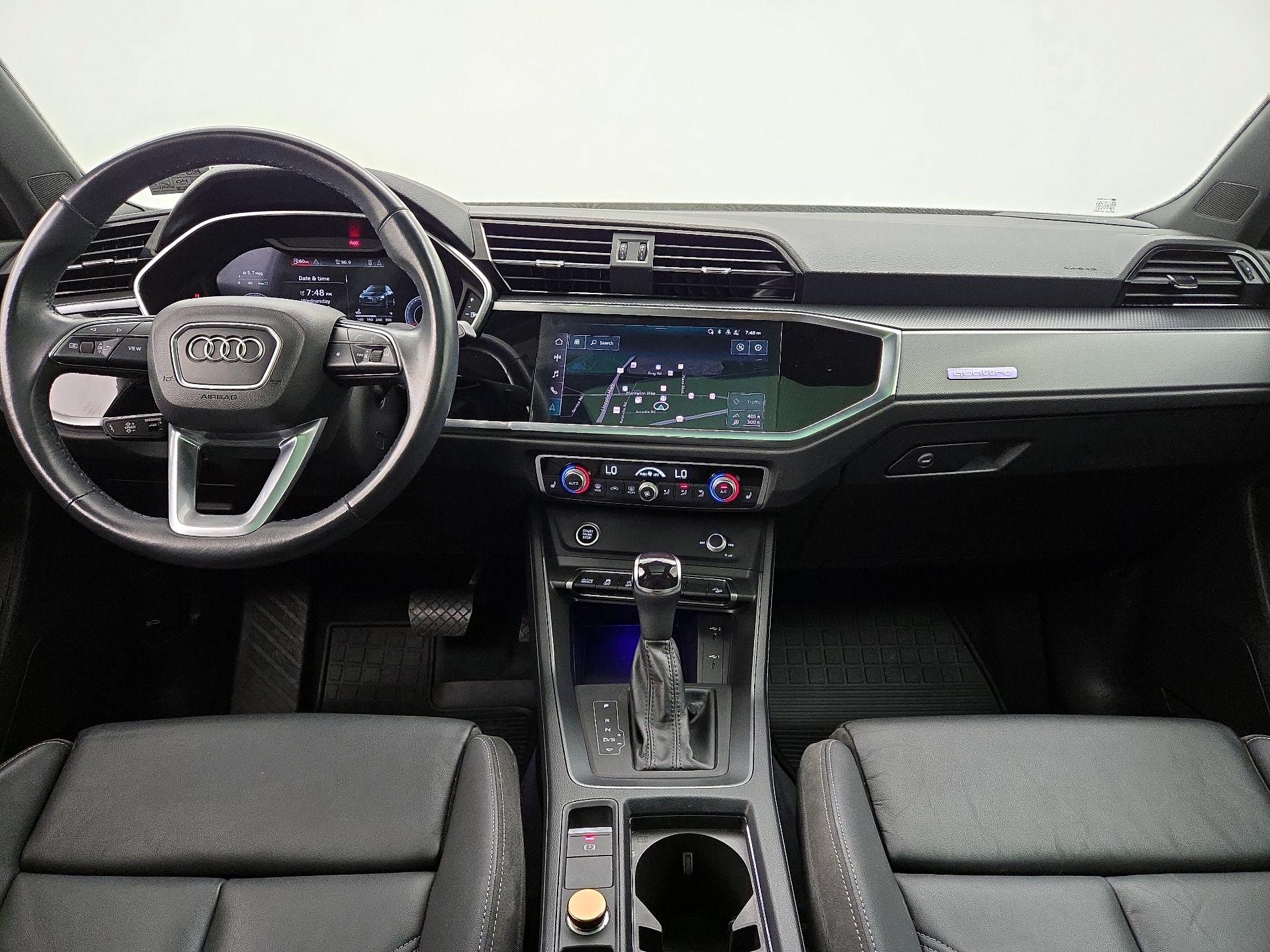 Thumbnail: 2022 Audi Q3 - 9